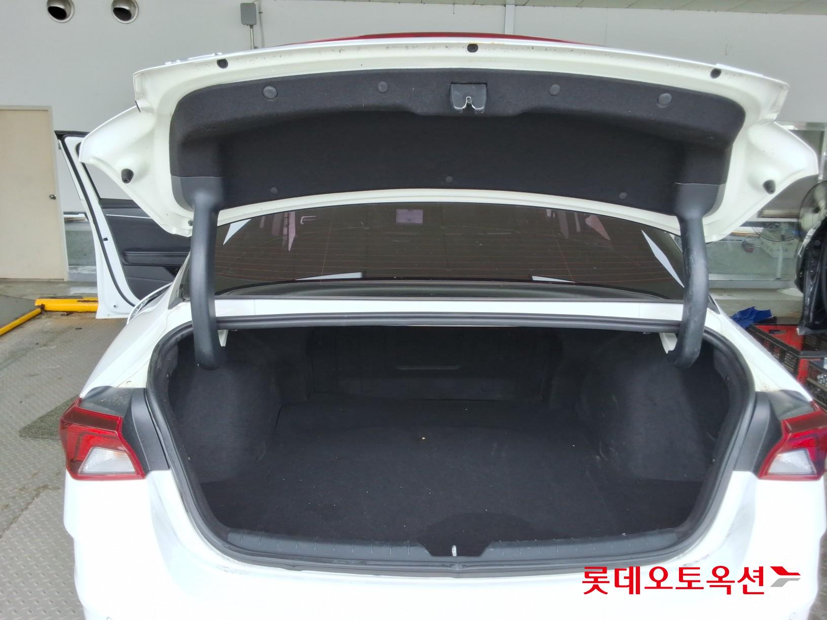 2020 - kia k5