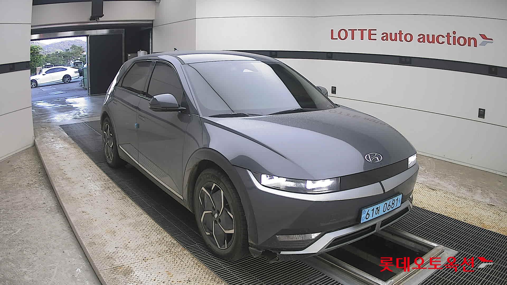 2023 - hyundai ioniq