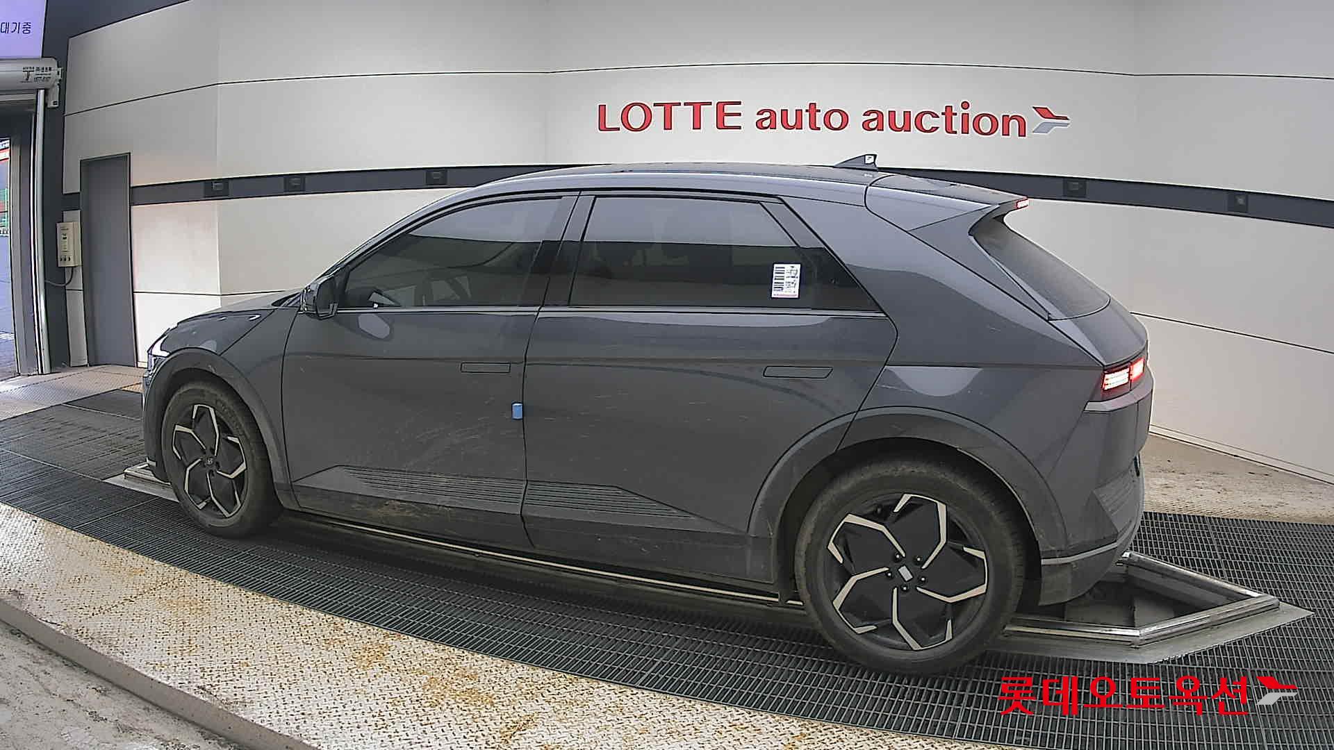 2023 - hyundai ioniq