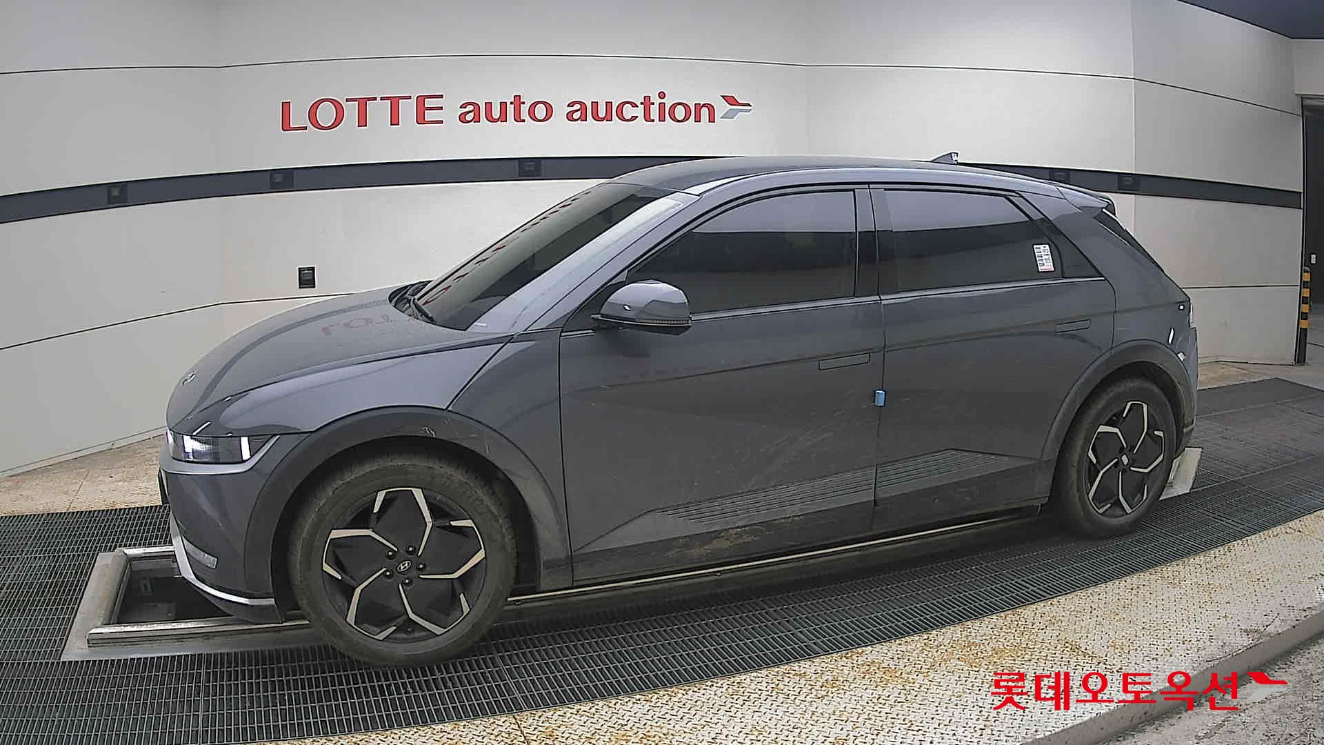 2023 - hyundai ioniq