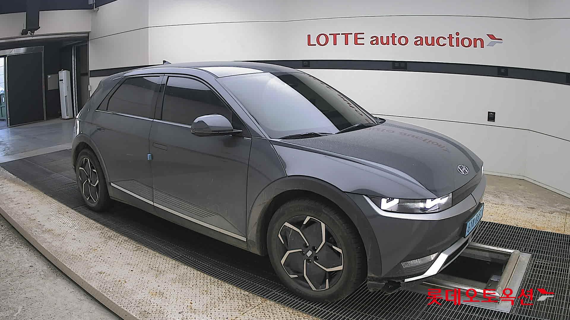 2023 - hyundai ioniq