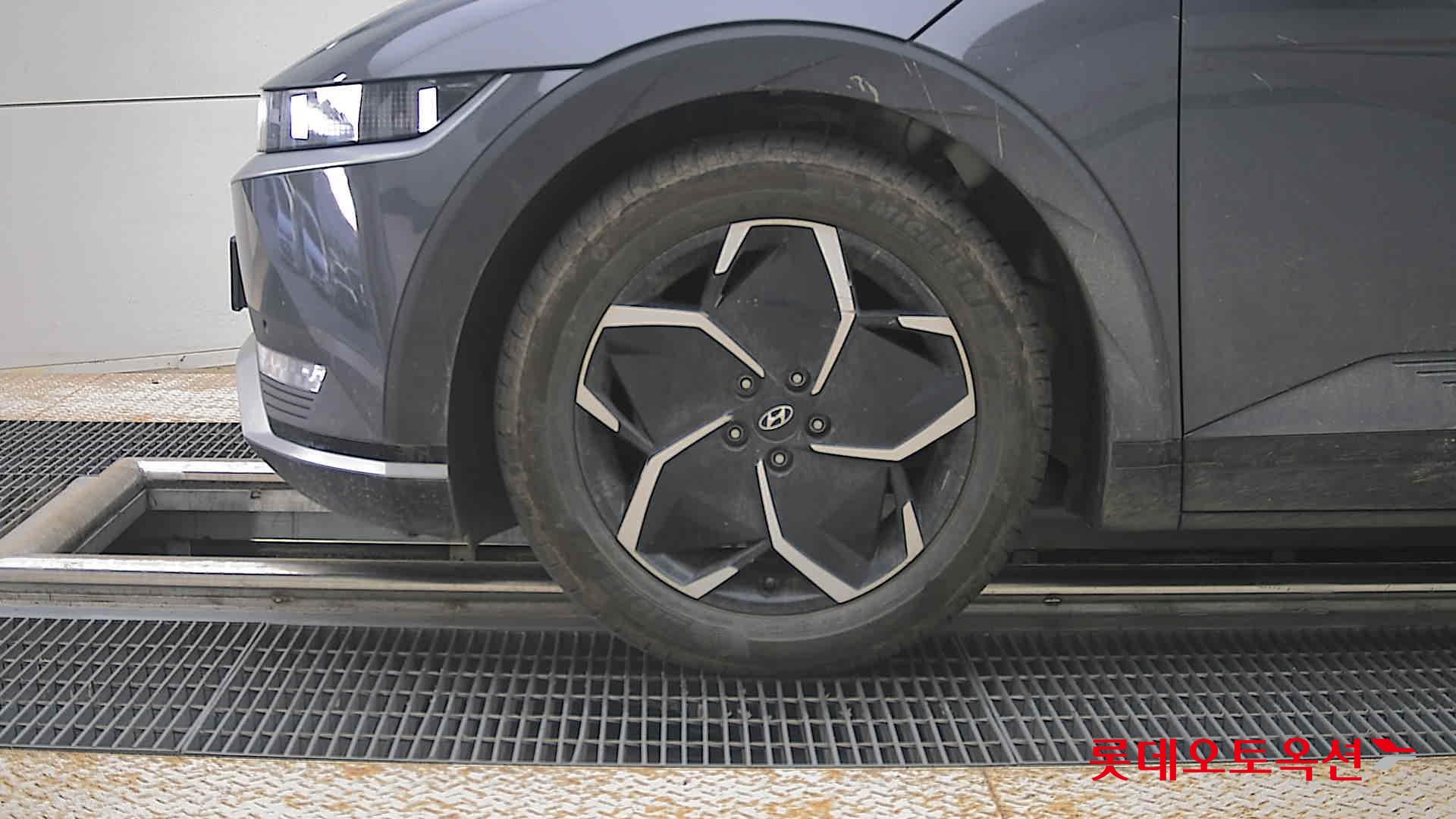 2023 - hyundai ioniq