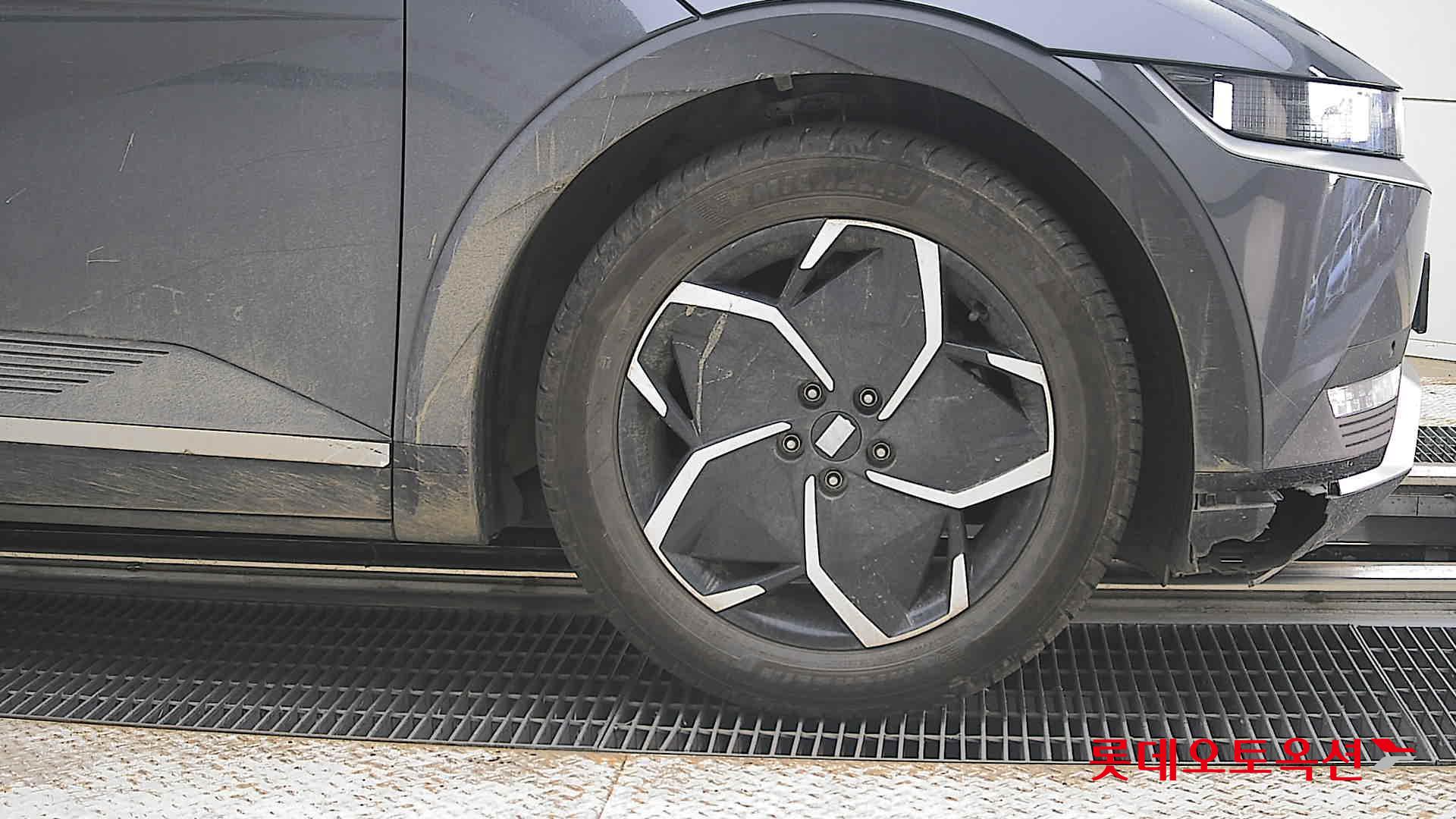 2023 - hyundai ioniq