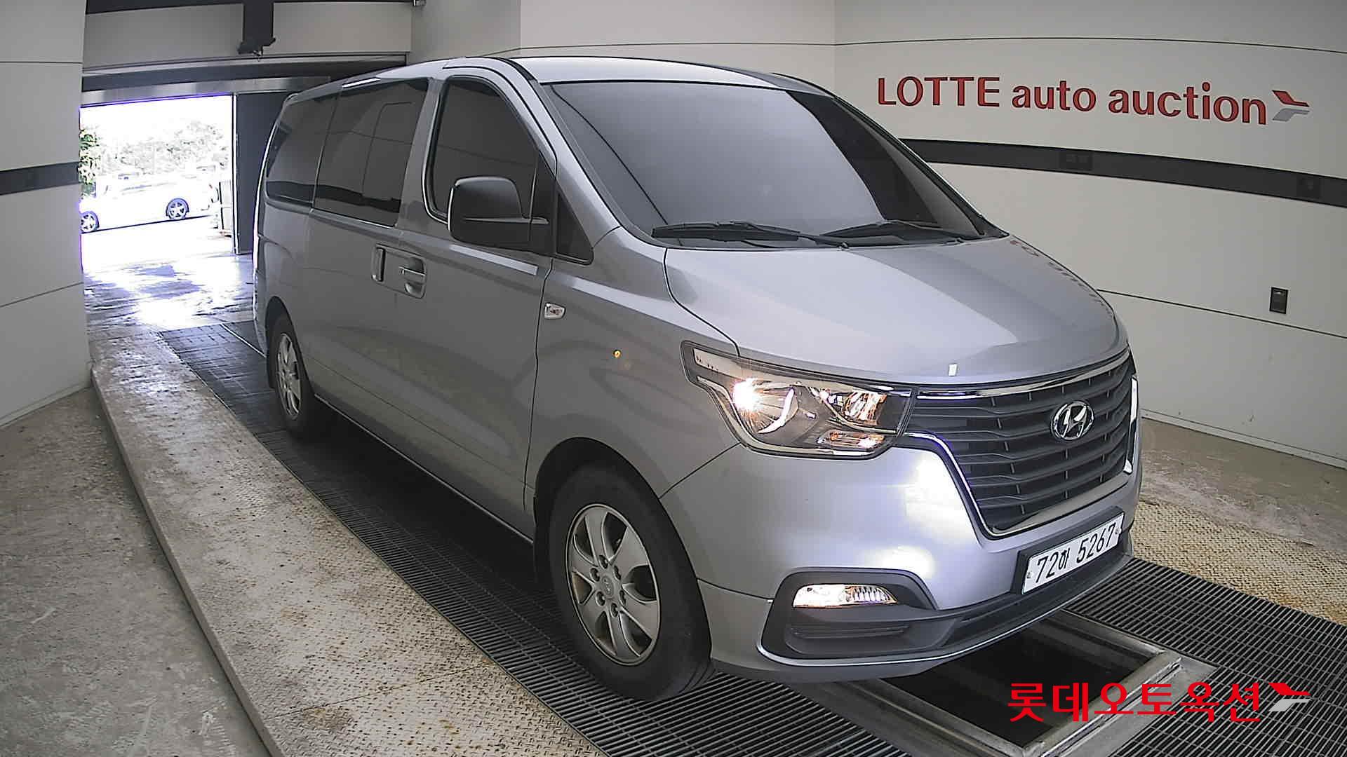 2020 - hyundai grand starex