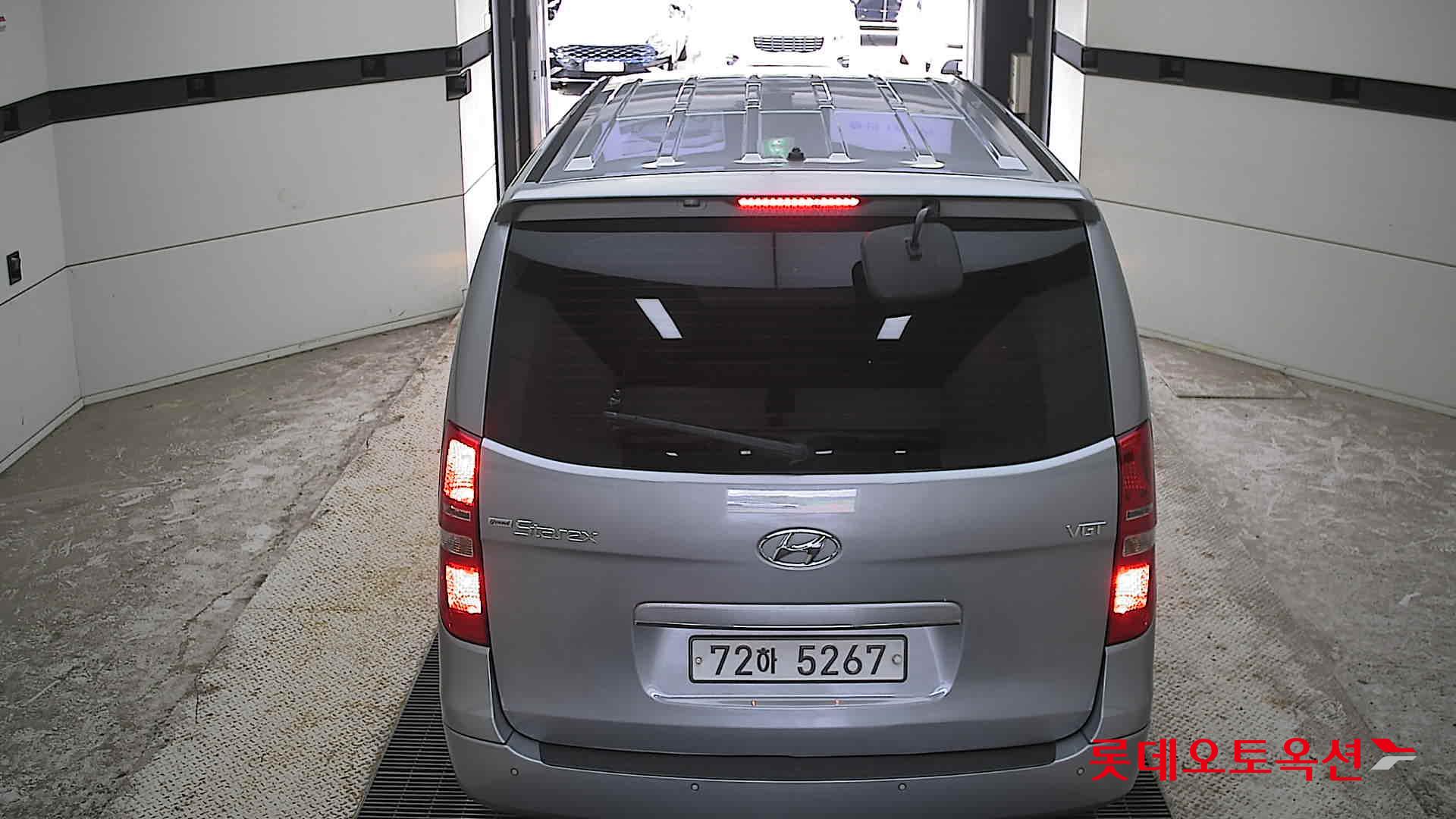 2020 - hyundai grand starex