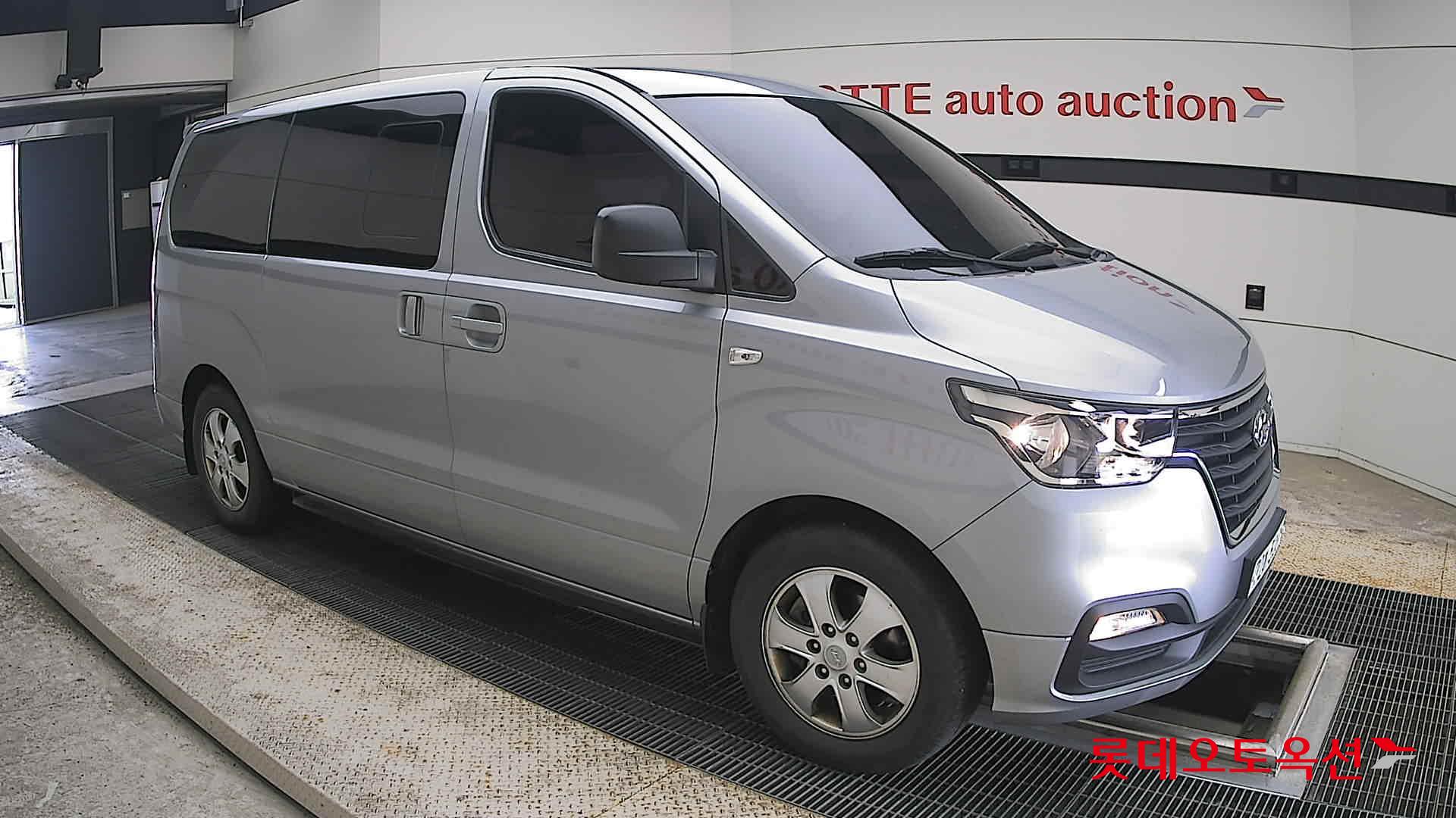 2020 - hyundai grand starex