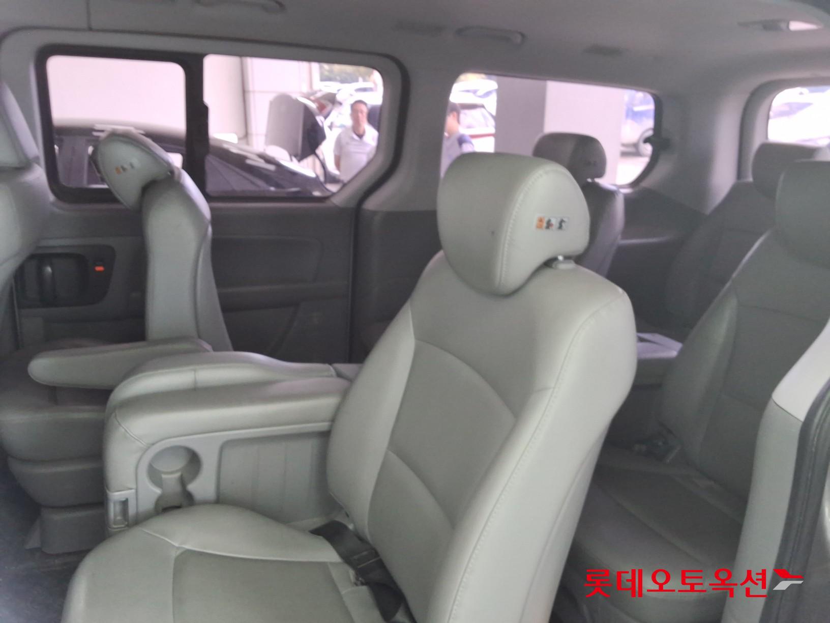 2020 - hyundai grand starex