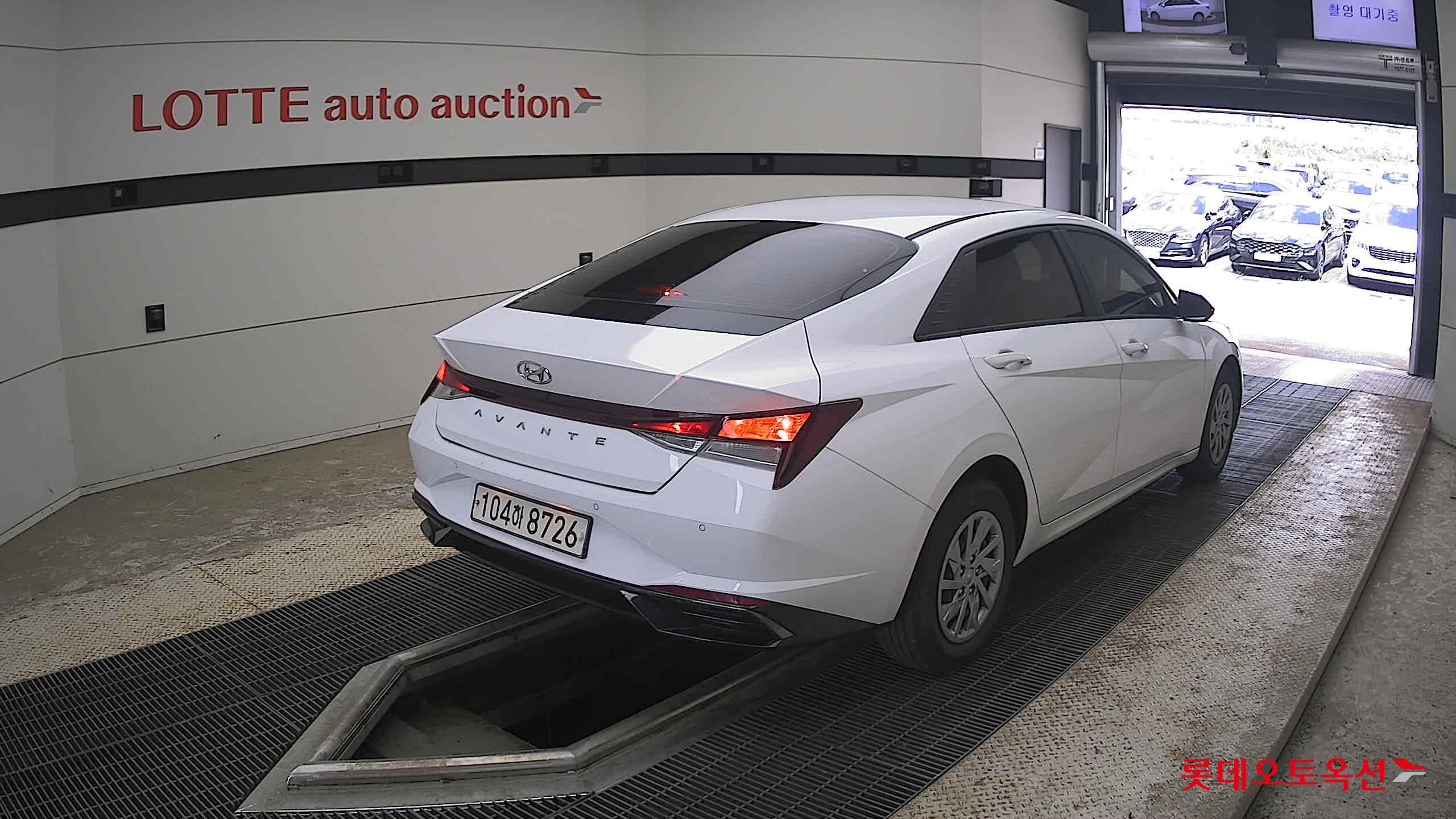 2021 - hyundai avante
