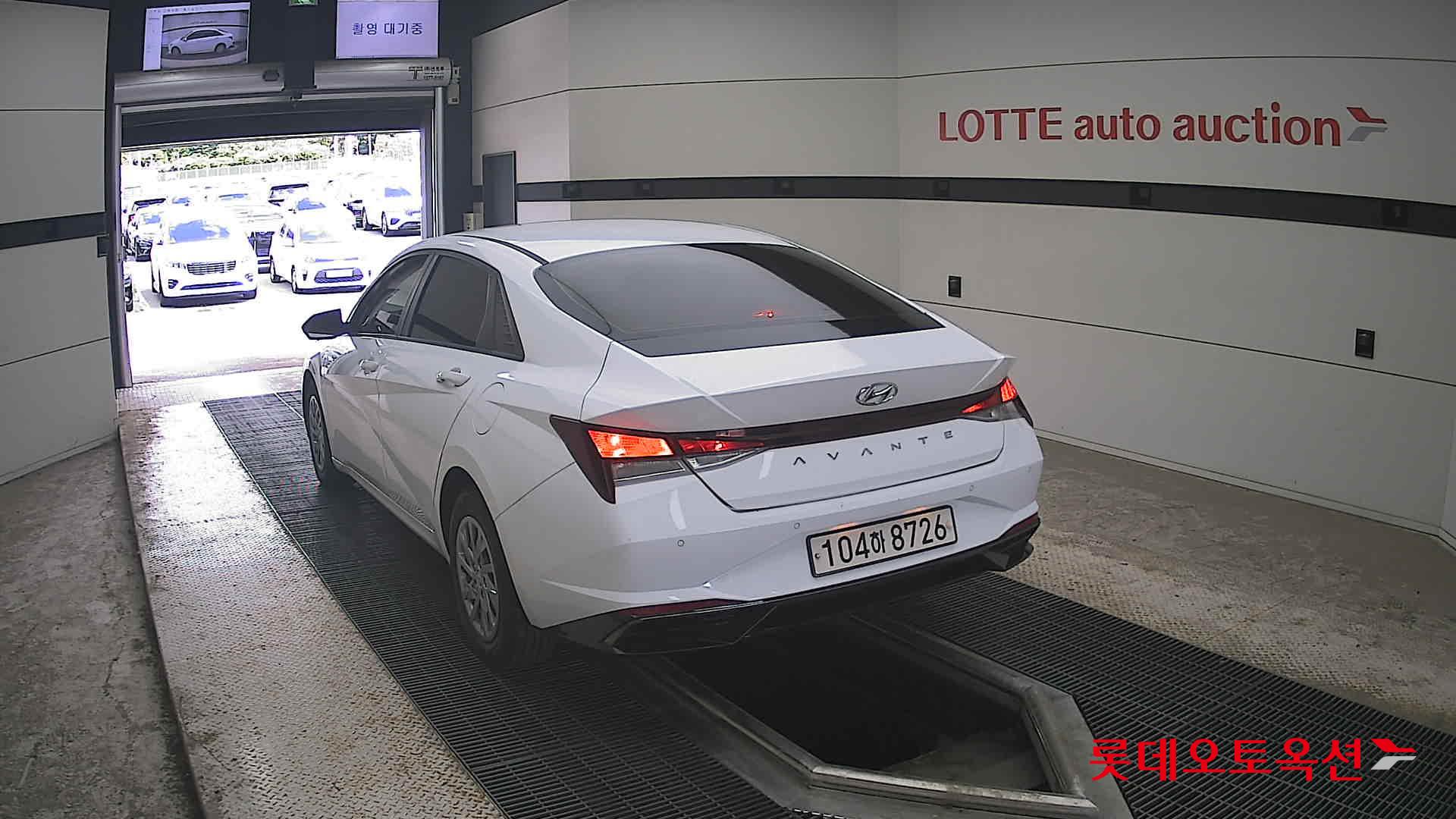 2021 - hyundai avante