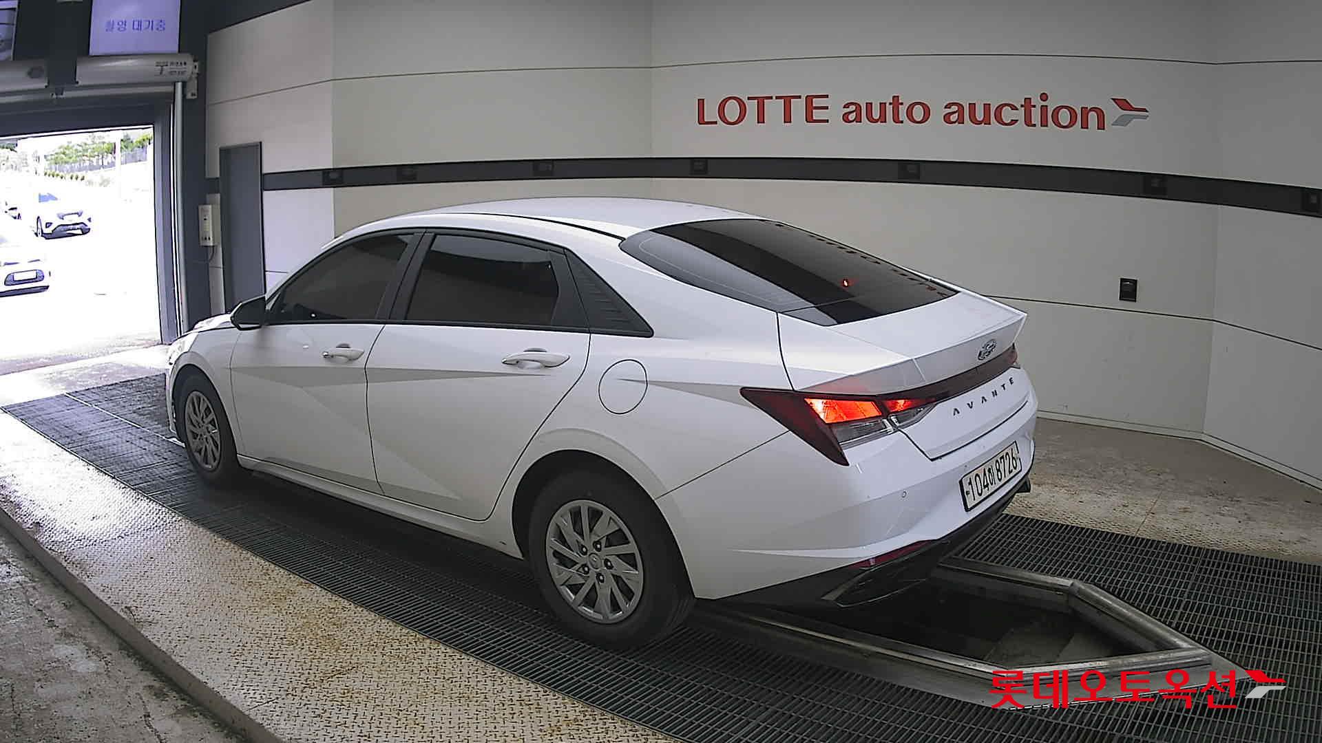 2021 - hyundai avante