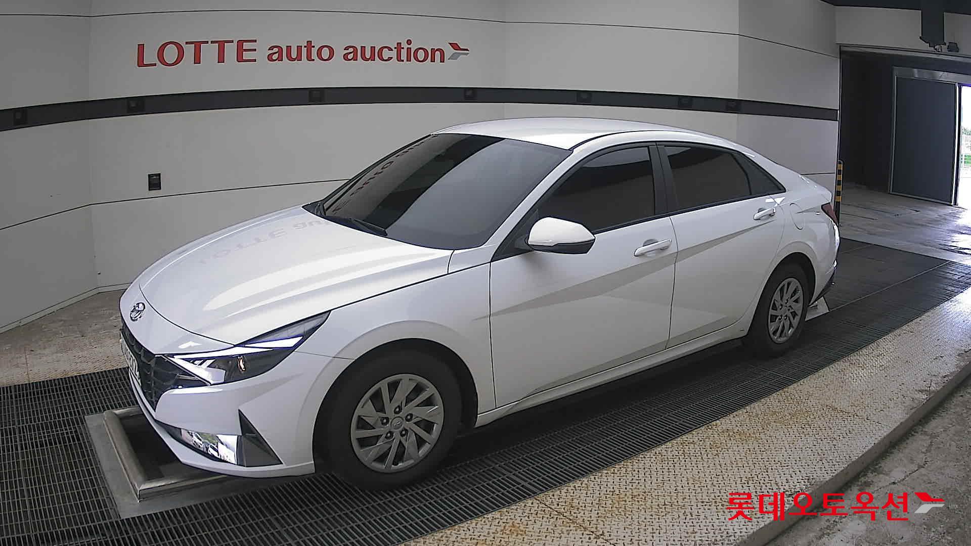 2021 - hyundai avante