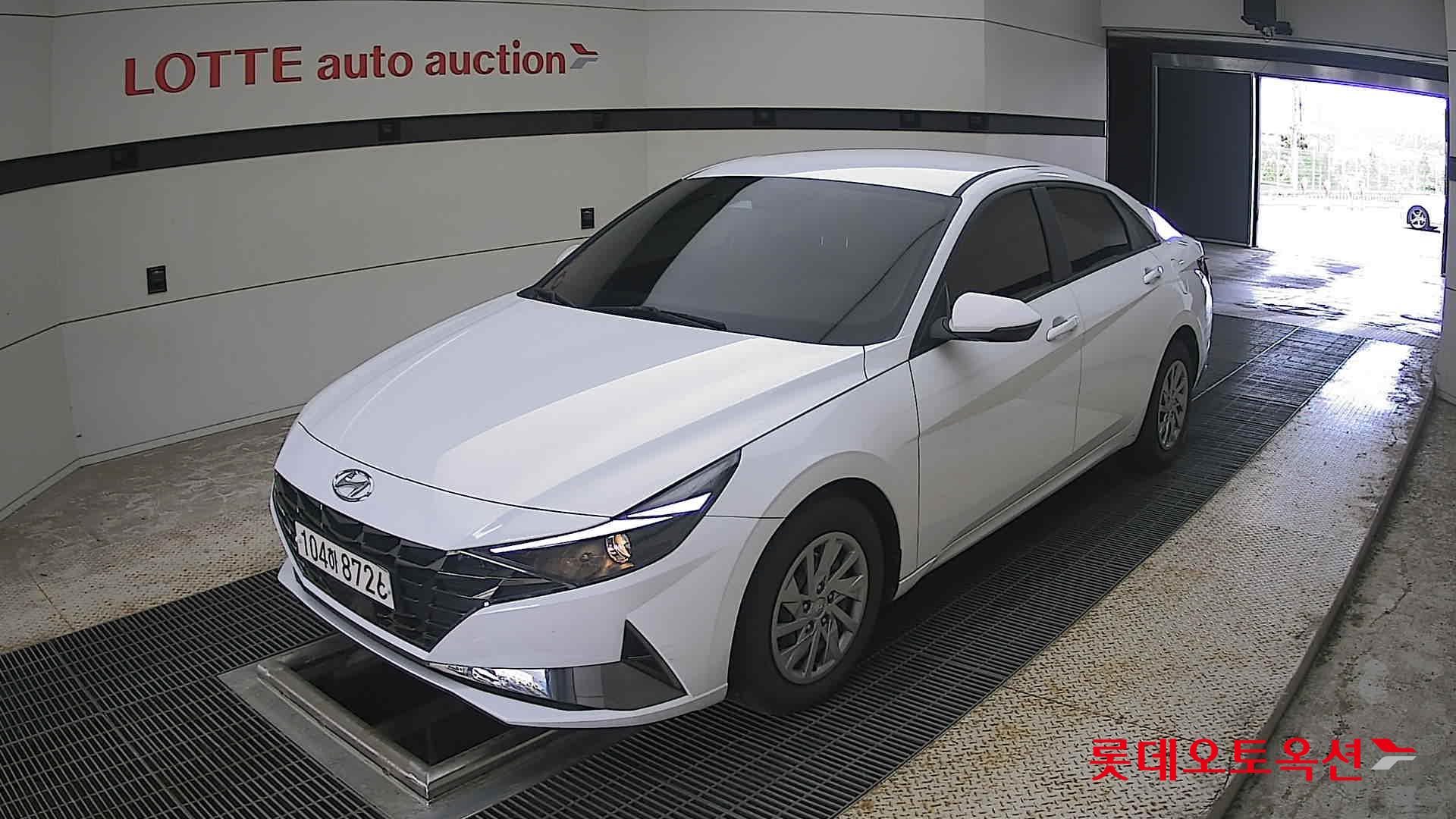 2021 - hyundai avante