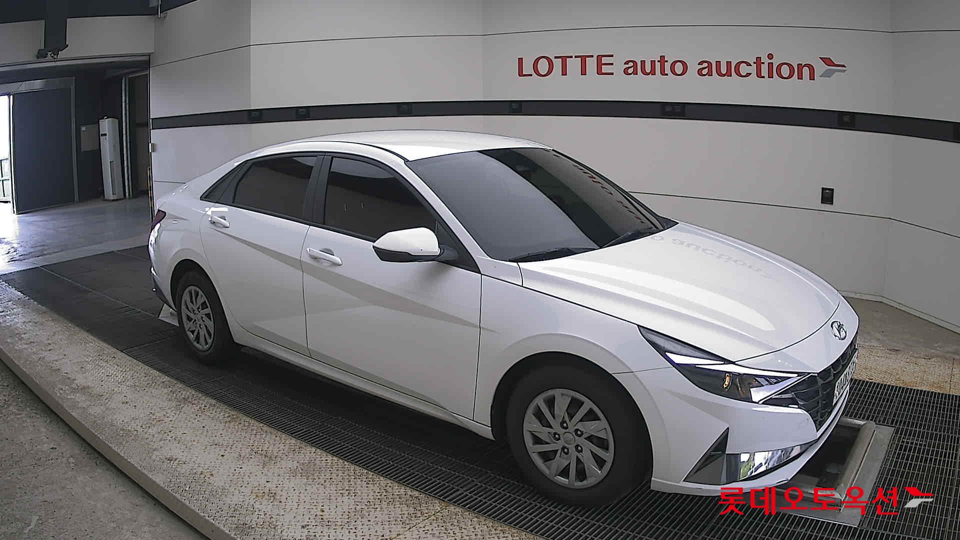 2021 - hyundai avante