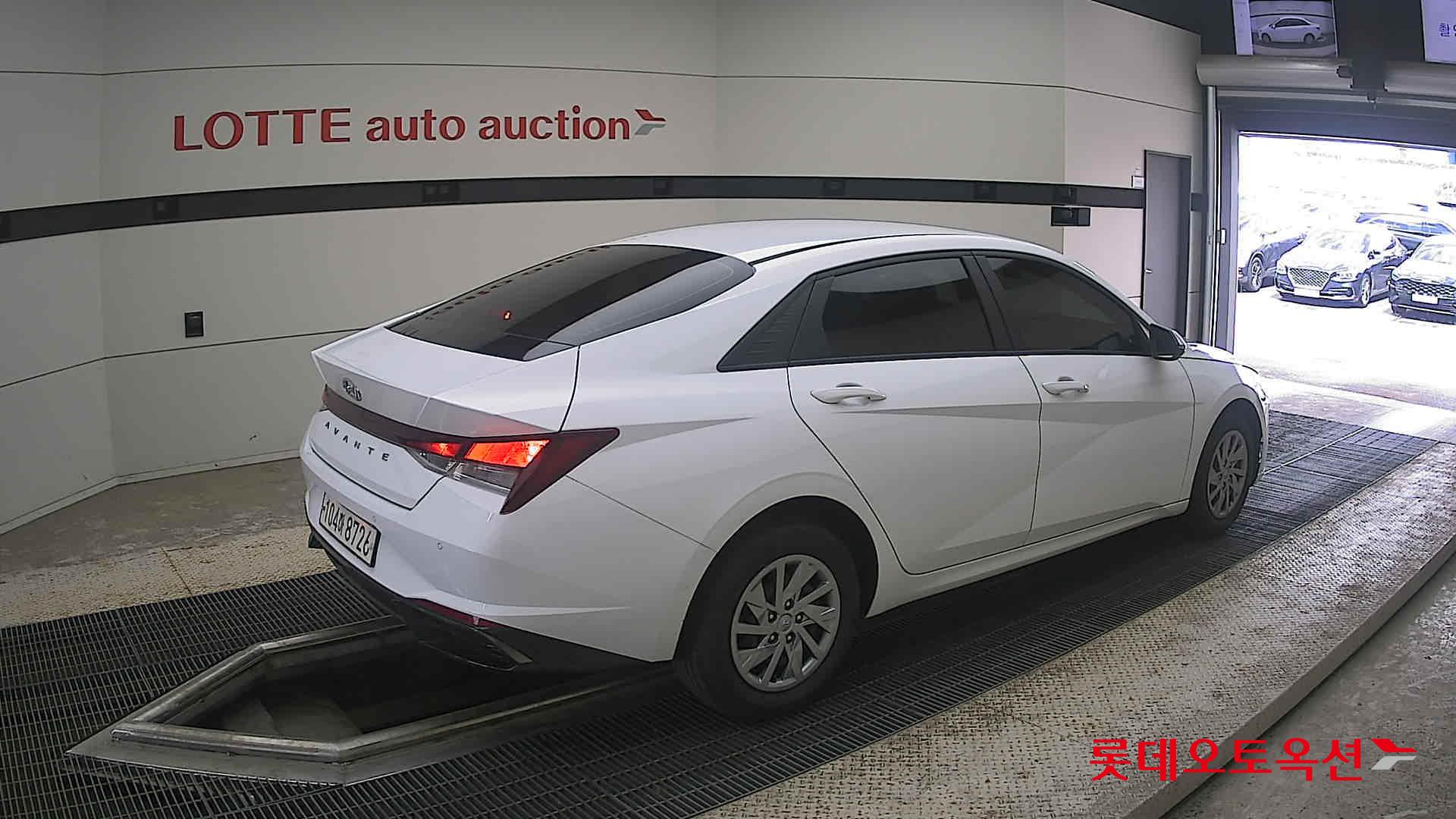 2021 - hyundai avante