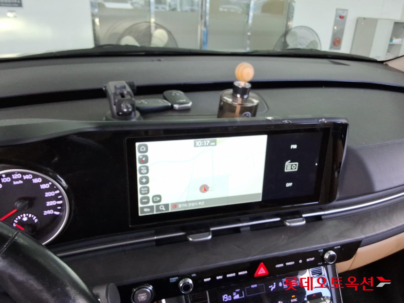 2023 - kia carnival
