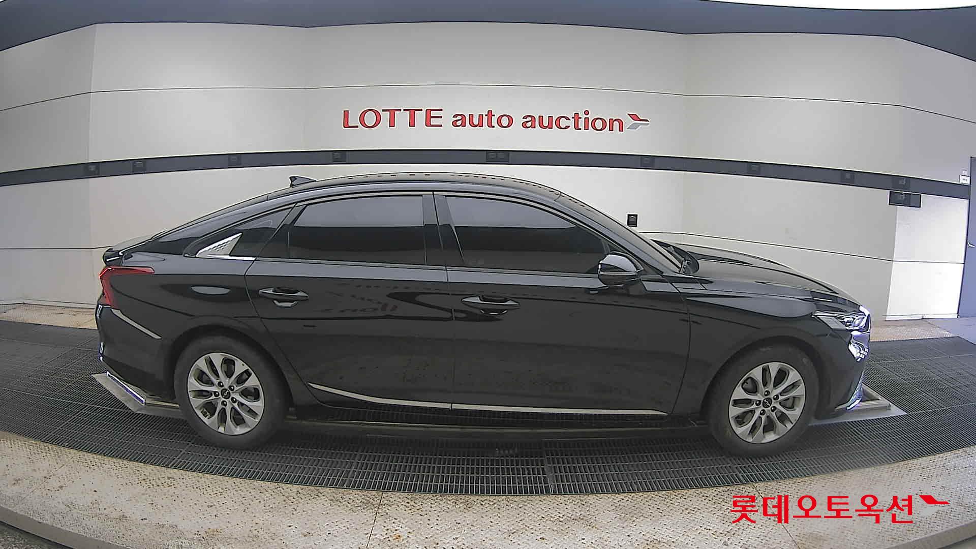 2023 - kia k8