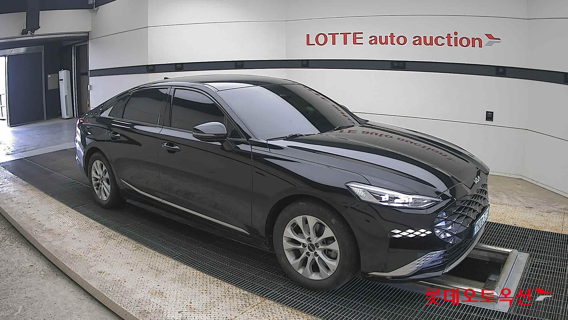 2023 - kia k8