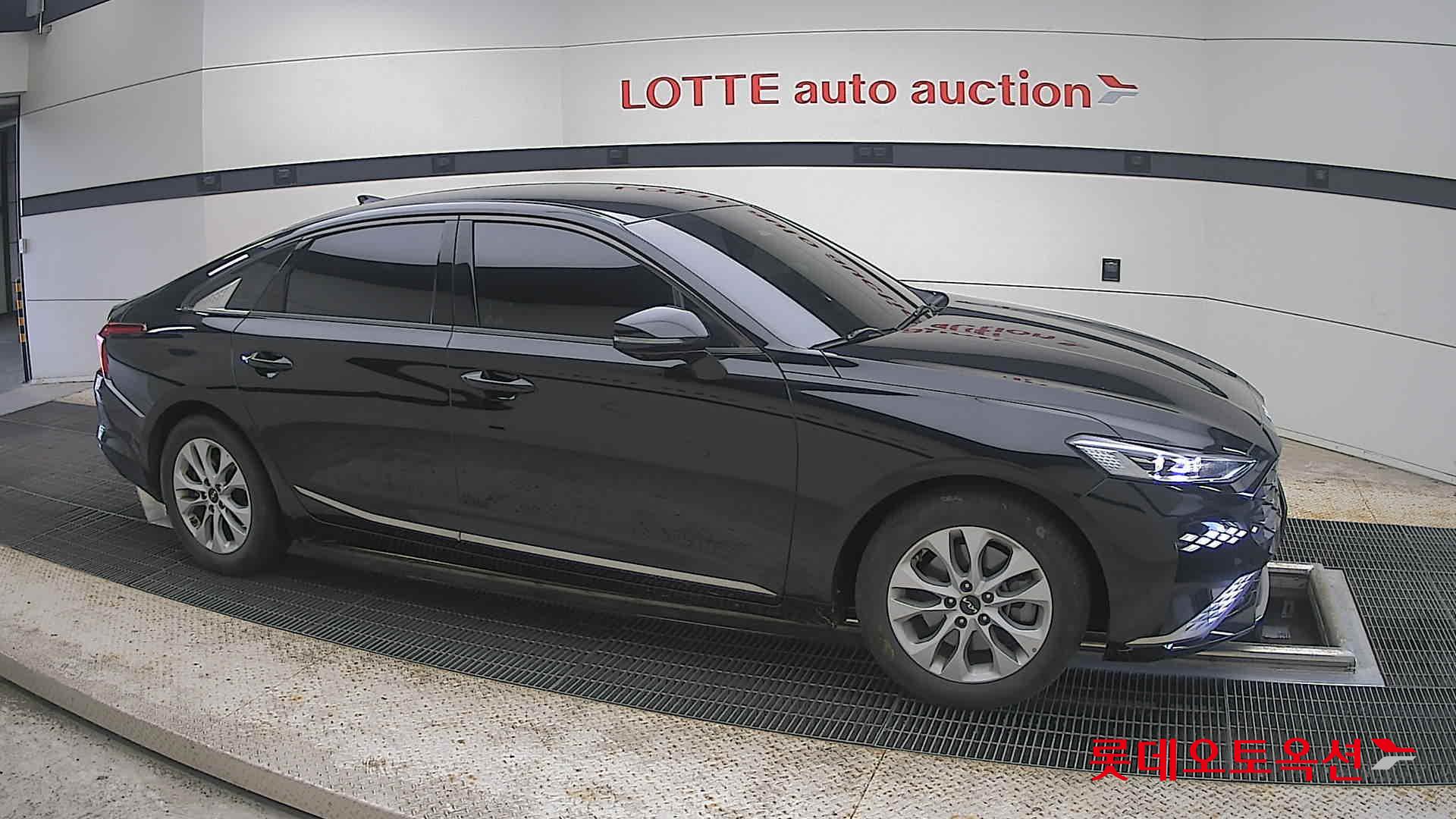 2023 - kia k8
