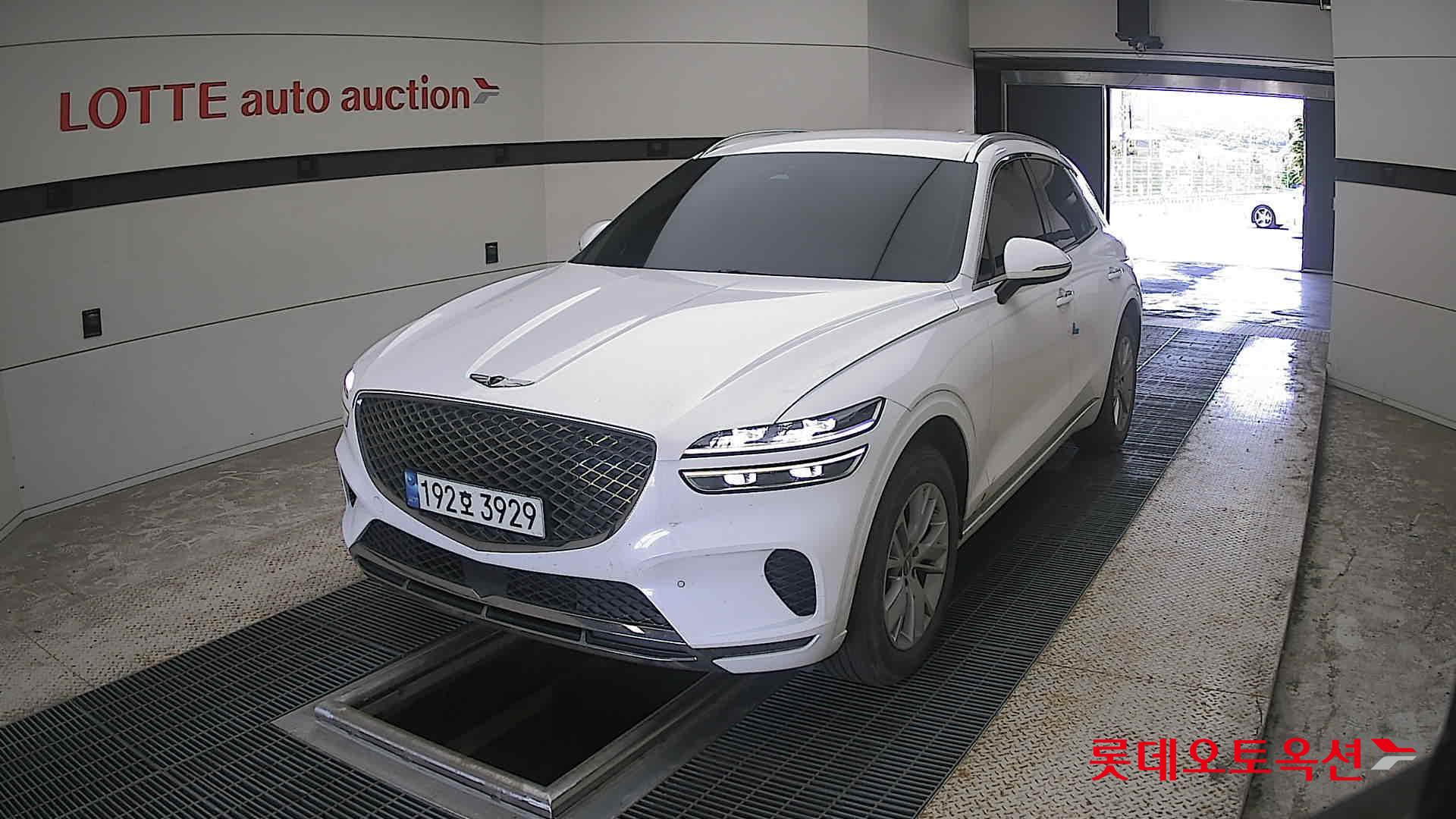 2023 - genesis gv70