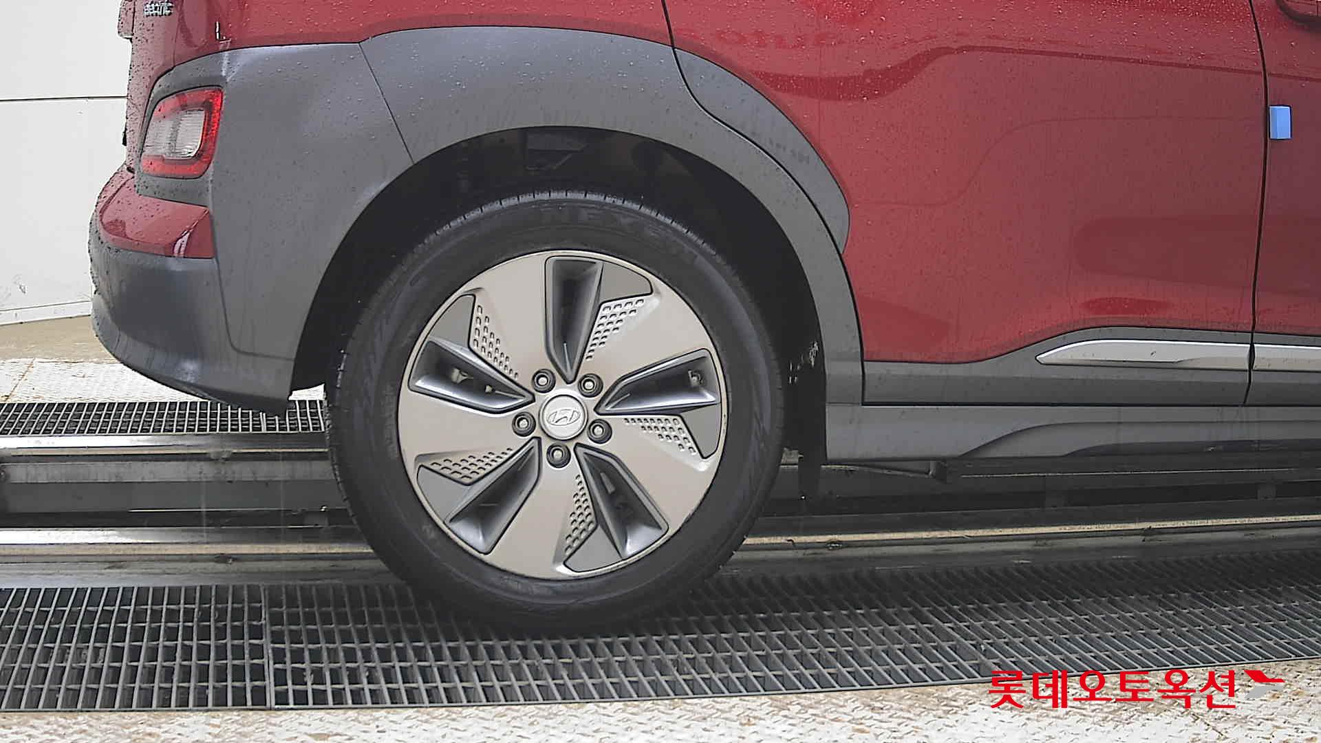 2020 - hyundai kona