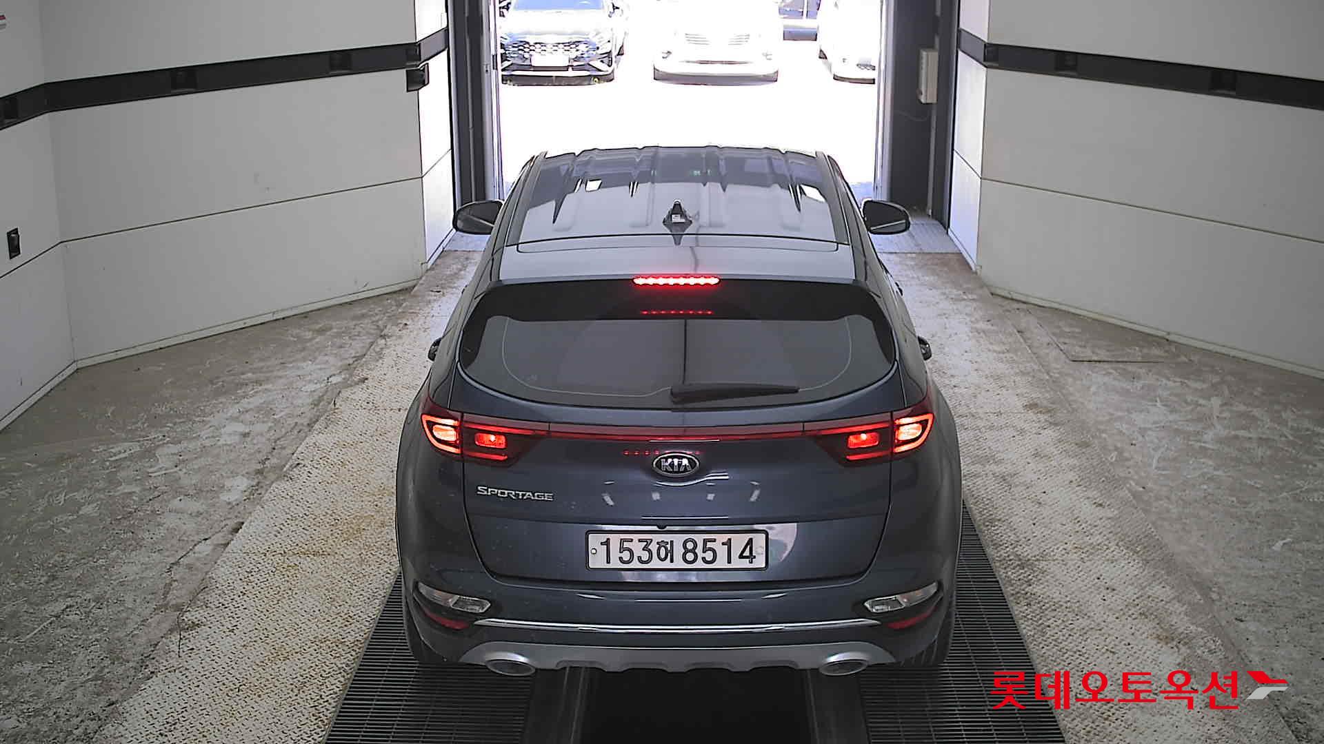 2021 - kia sportage