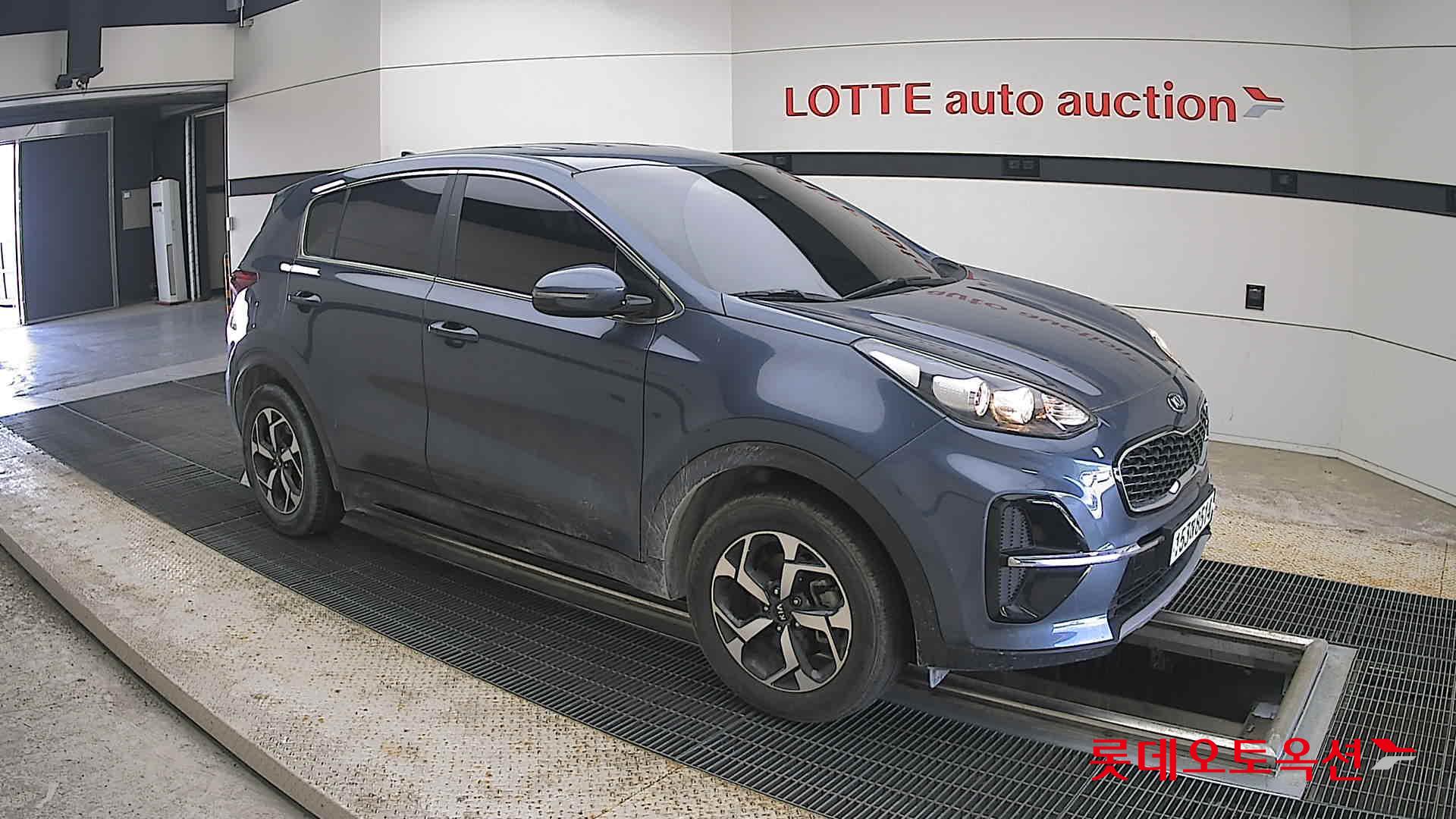 2021 - kia sportage