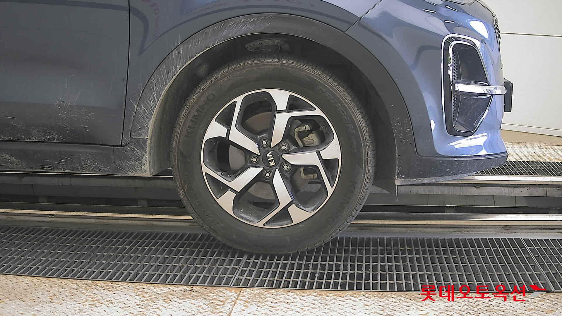 2021 - kia sportage