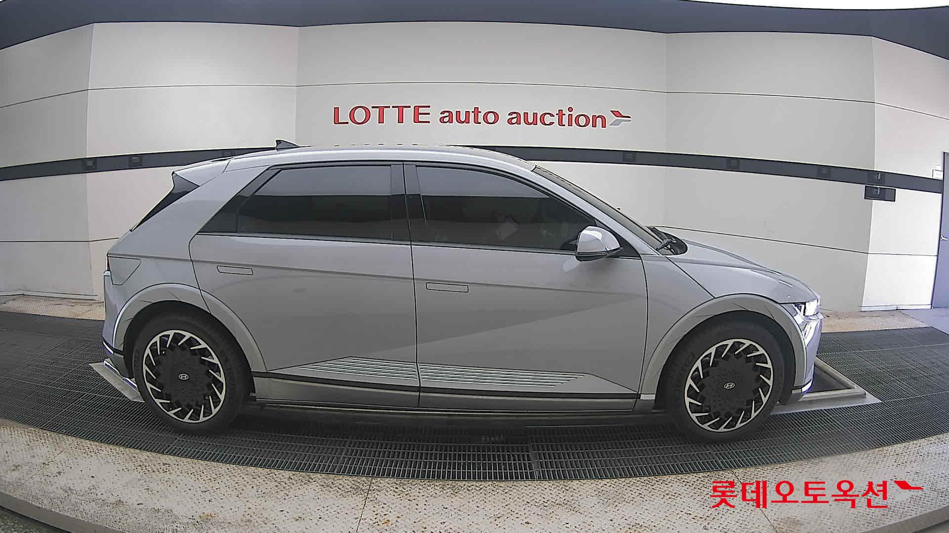 2022 - hyundai ioniq