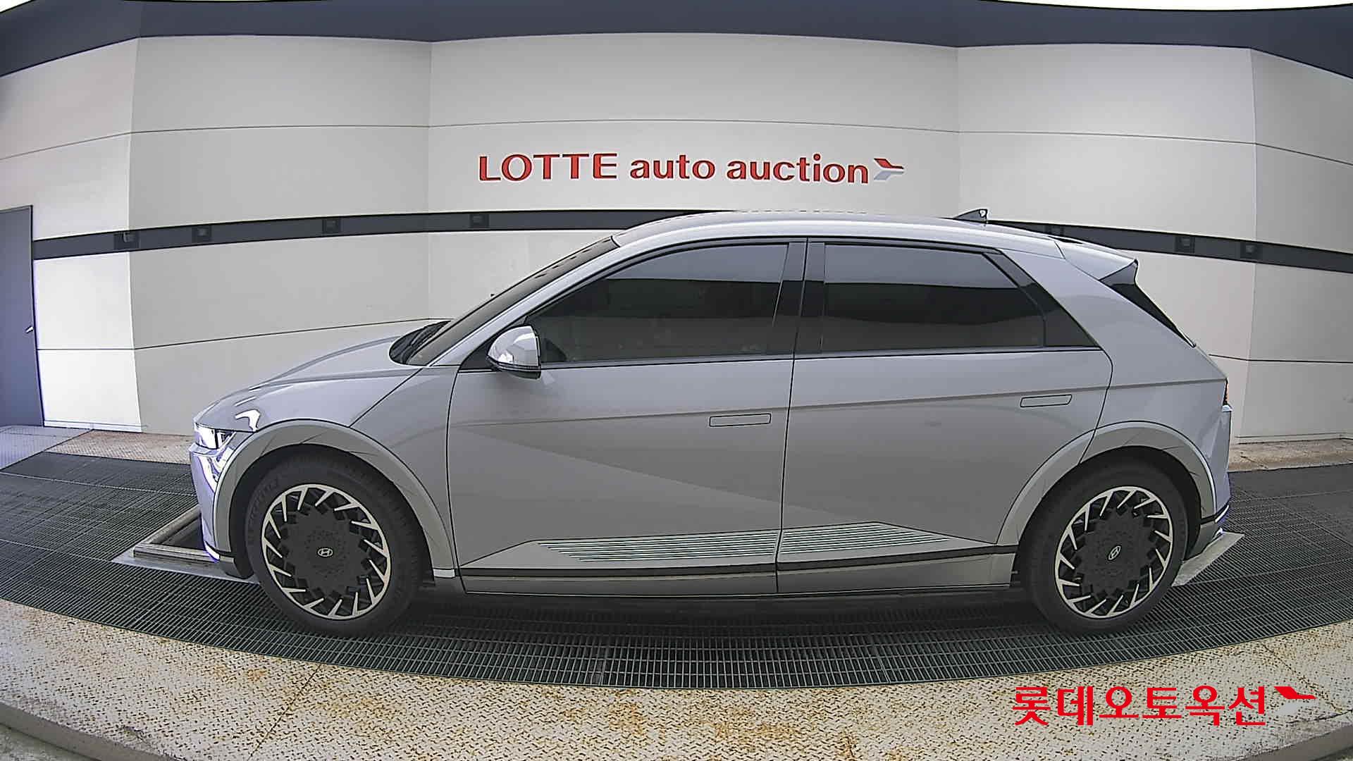 2022 - hyundai ioniq