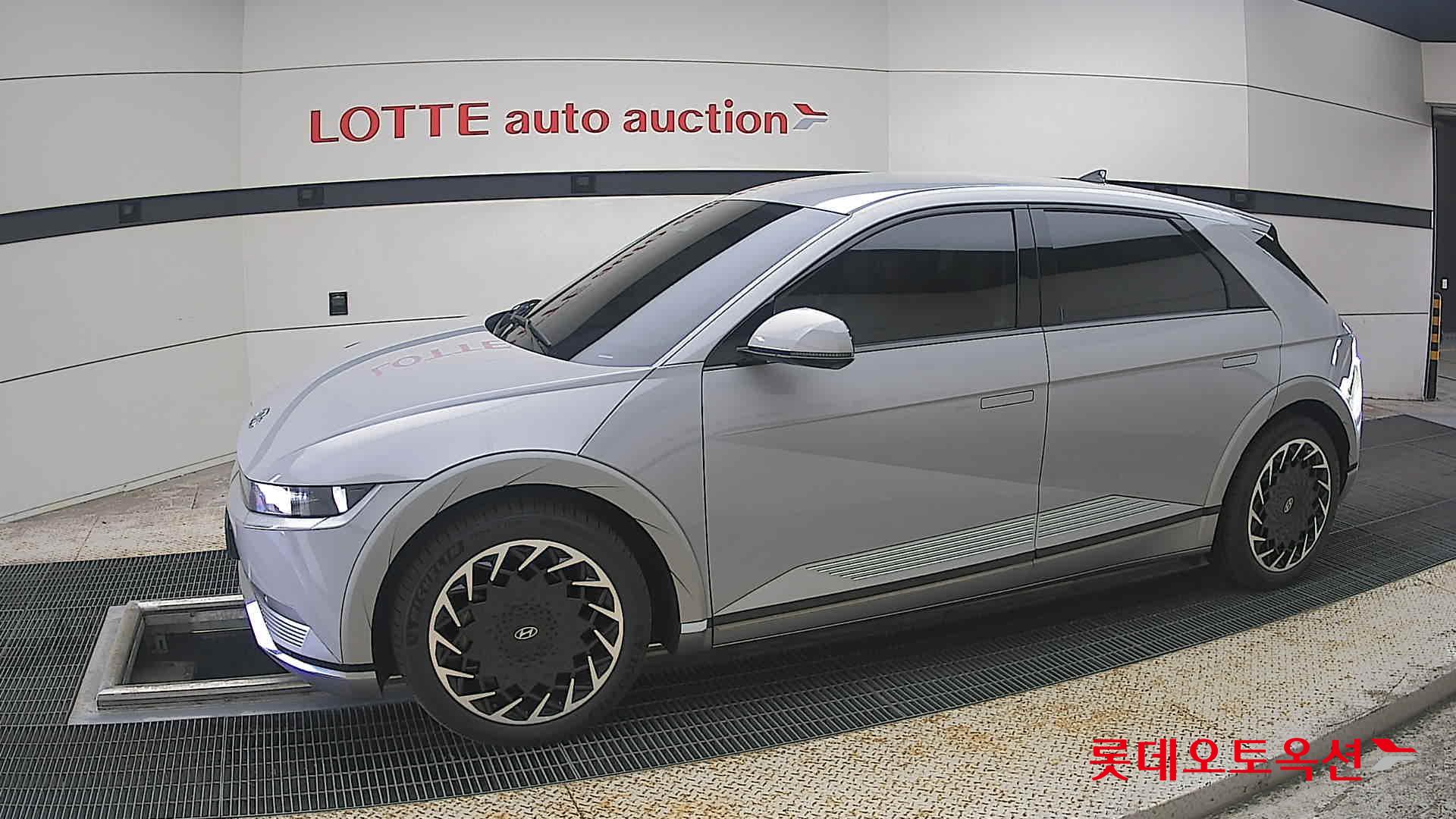 2022 - hyundai ioniq