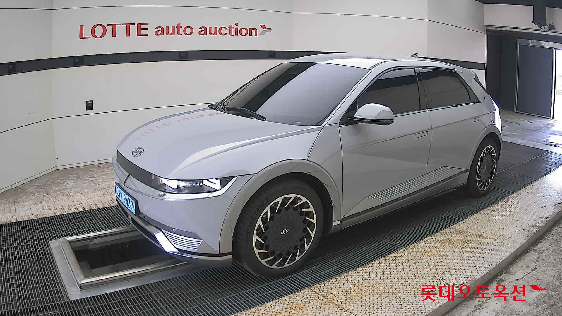 2022 - hyundai ioniq