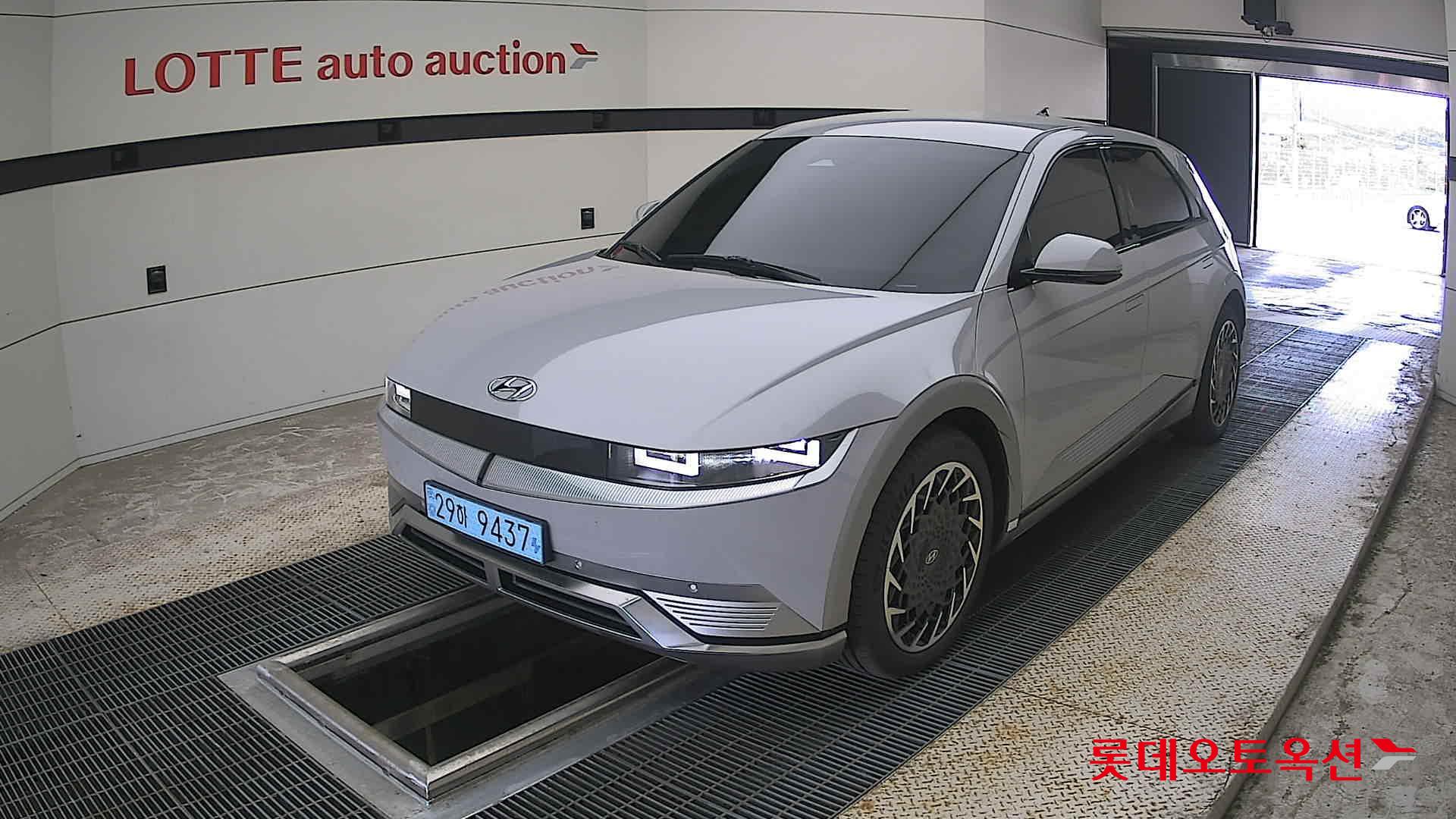 2022 - hyundai ioniq