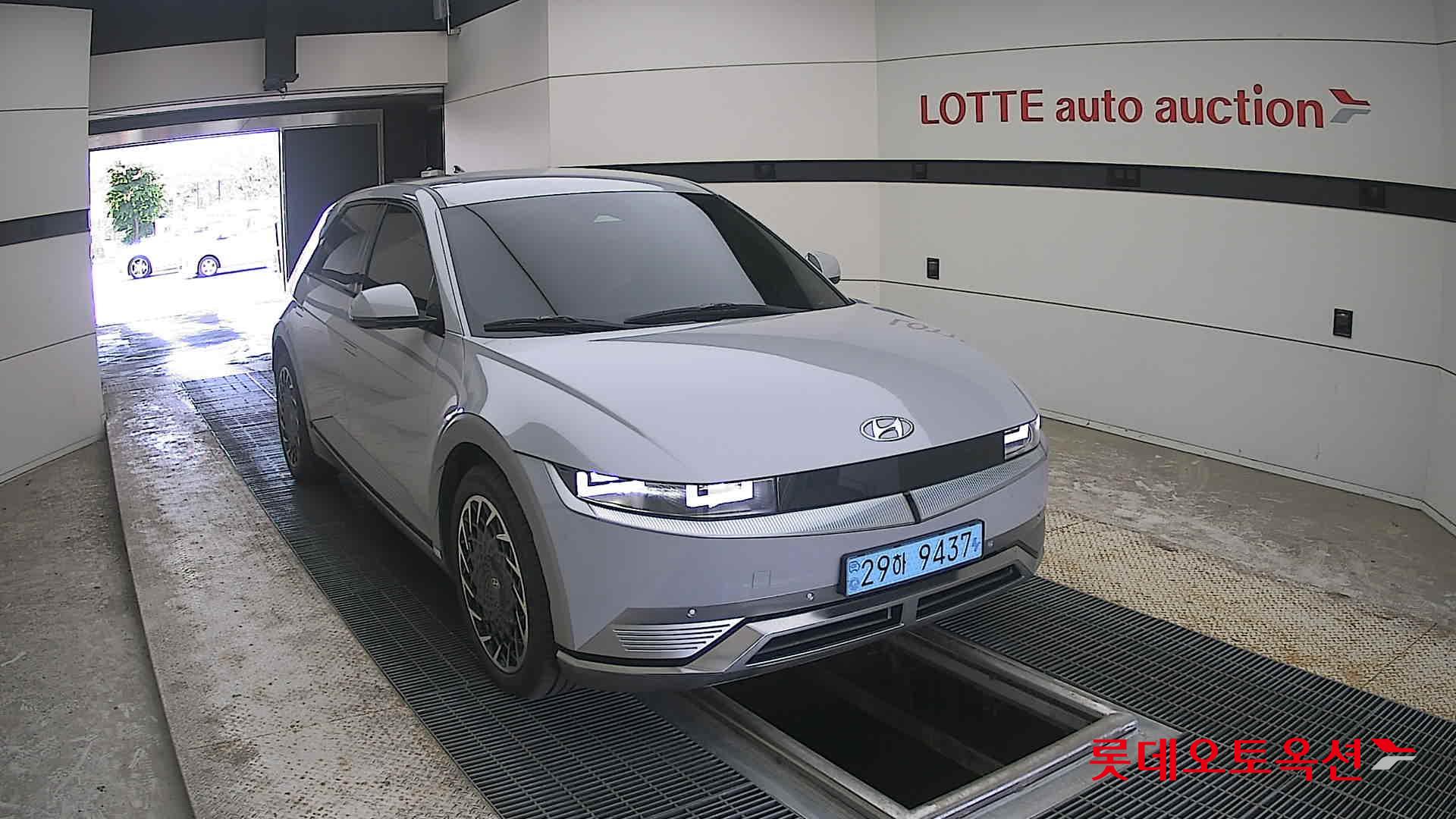 2022 - hyundai ioniq