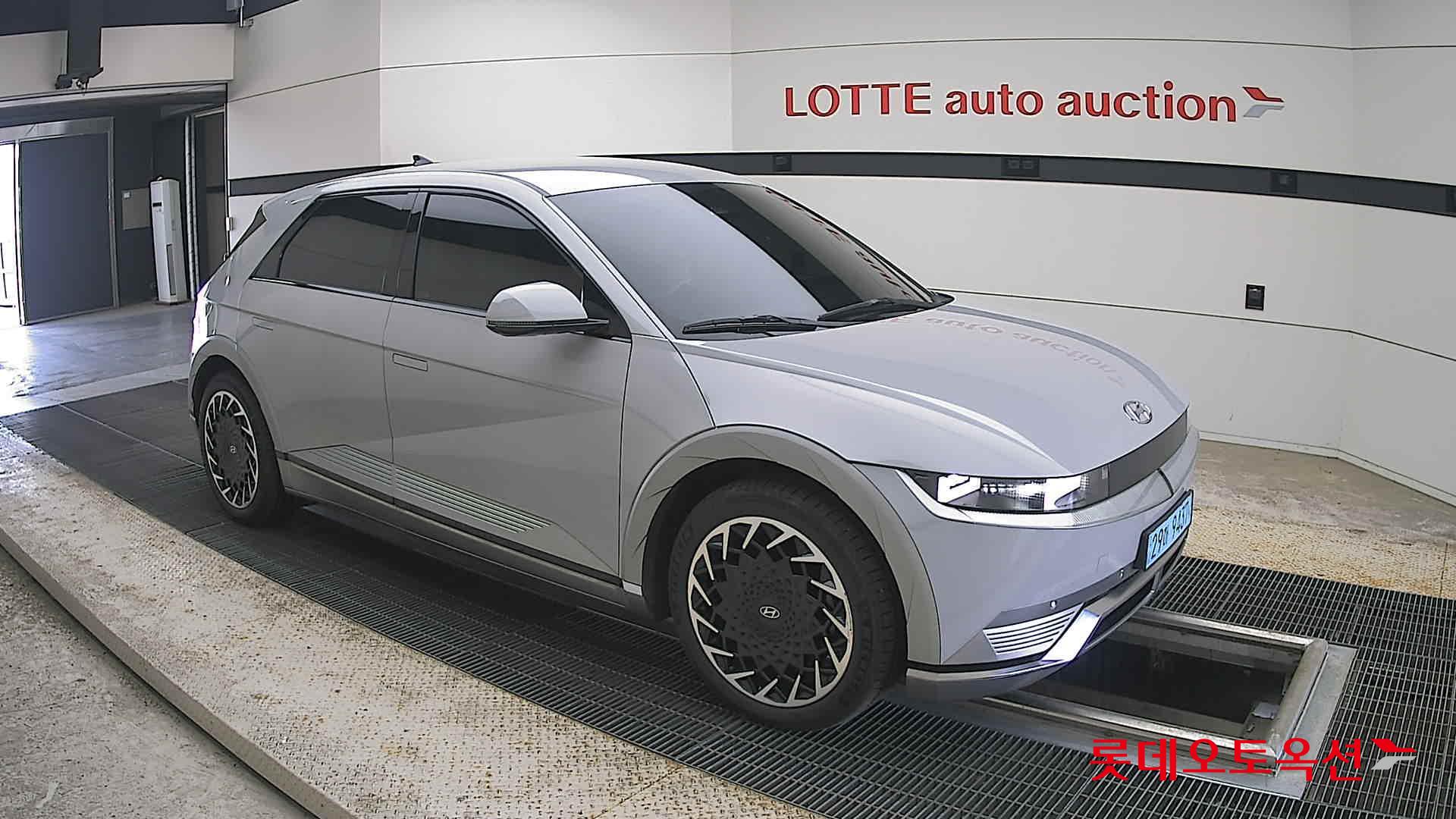 2022 - hyundai ioniq