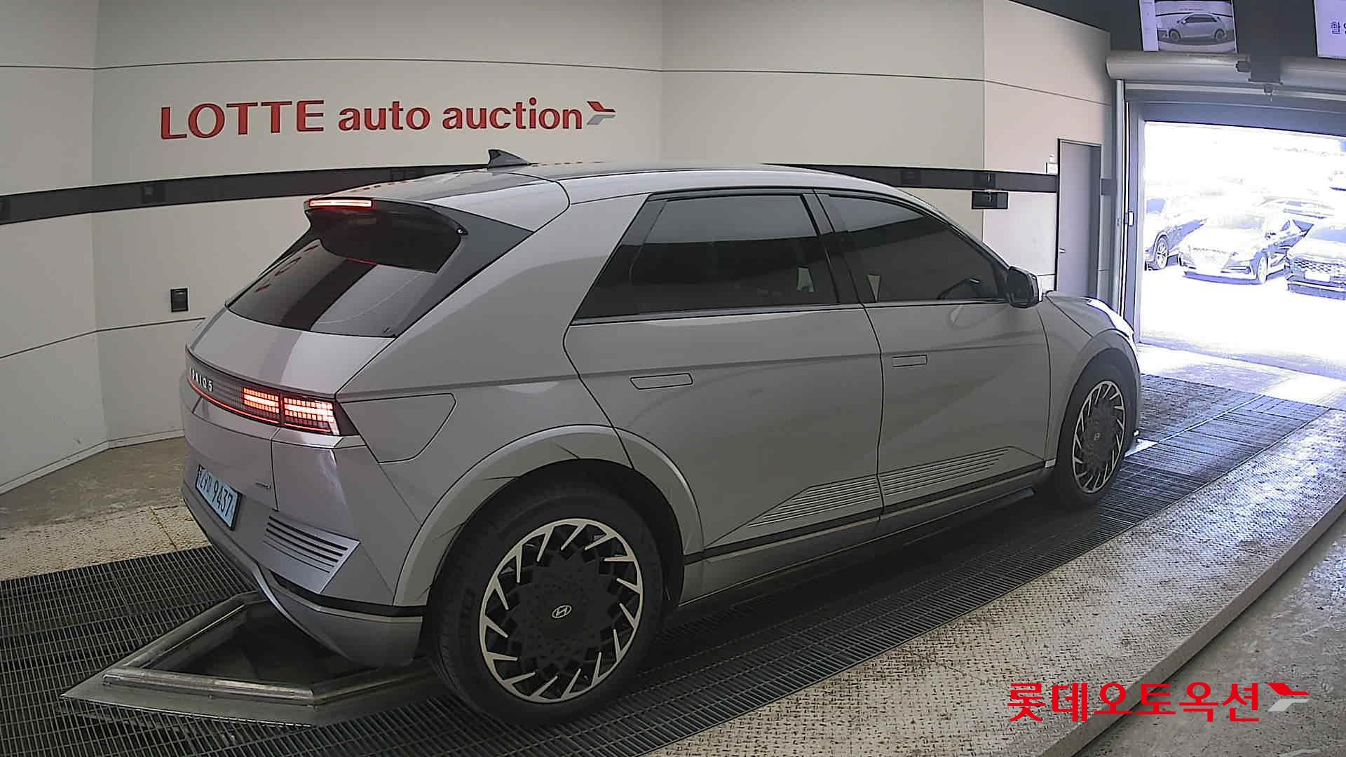 2022 - hyundai ioniq
