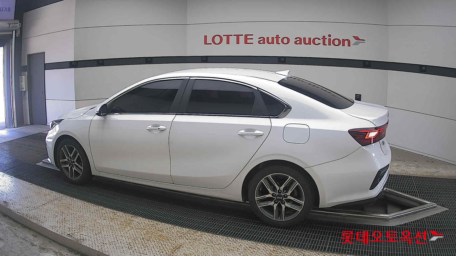 2020 - kia k3