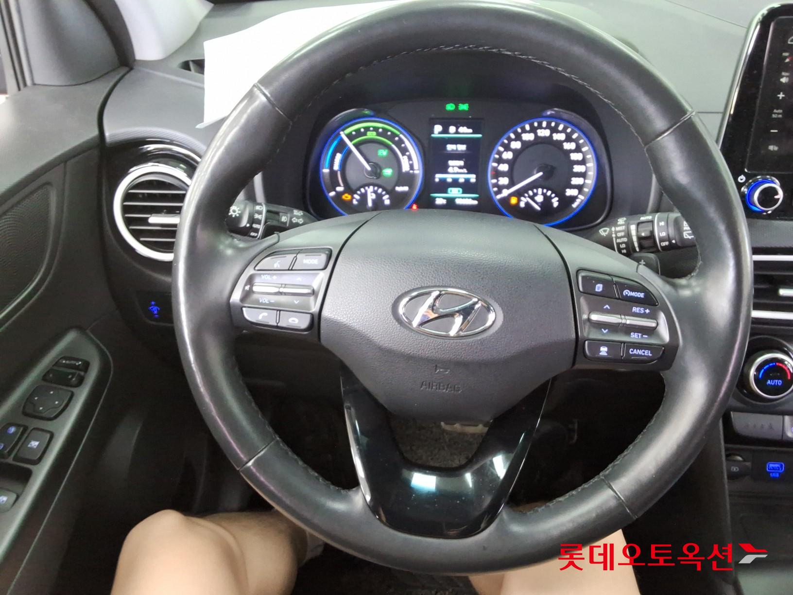 2020 - hyundai kona