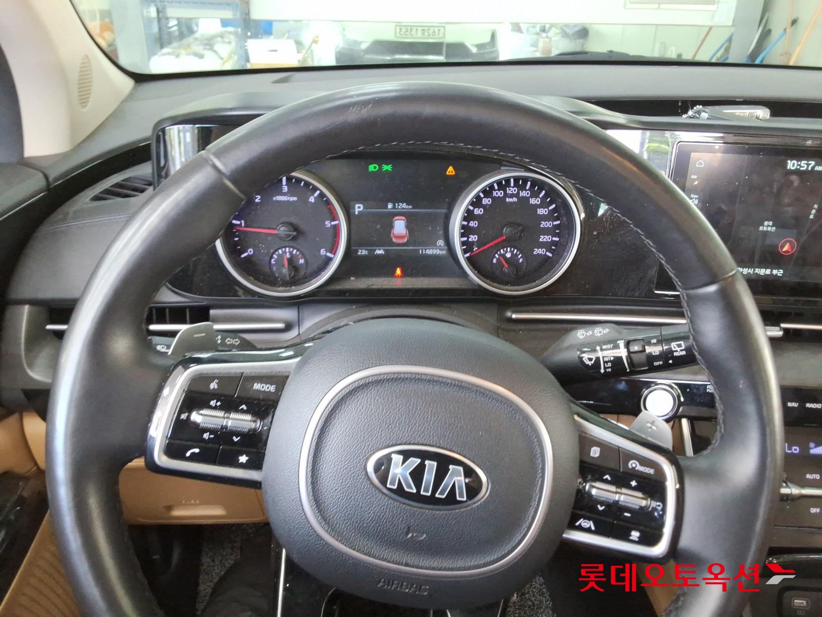 2021 - kia carnival