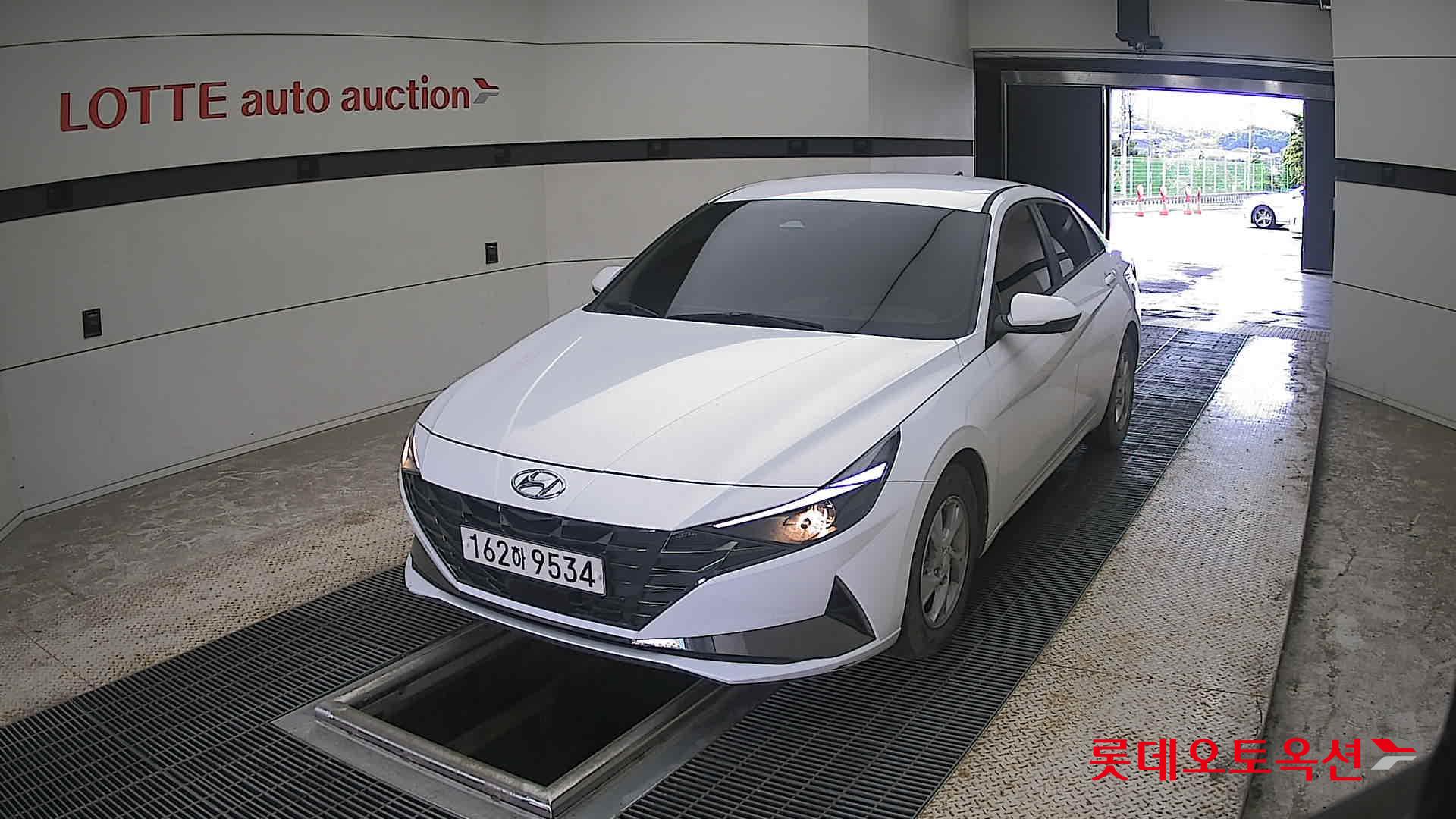 2021 - hyundai avante