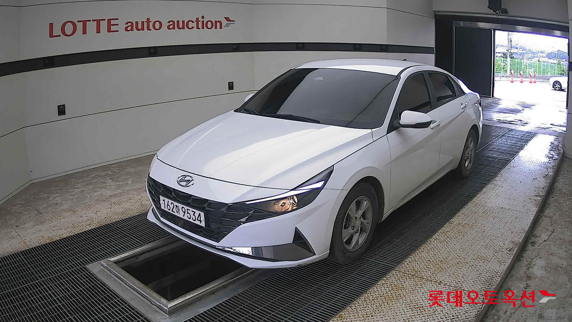 2021 - hyundai avante