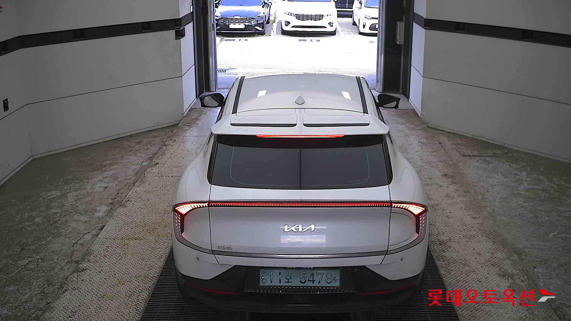 2022 - kia ev6