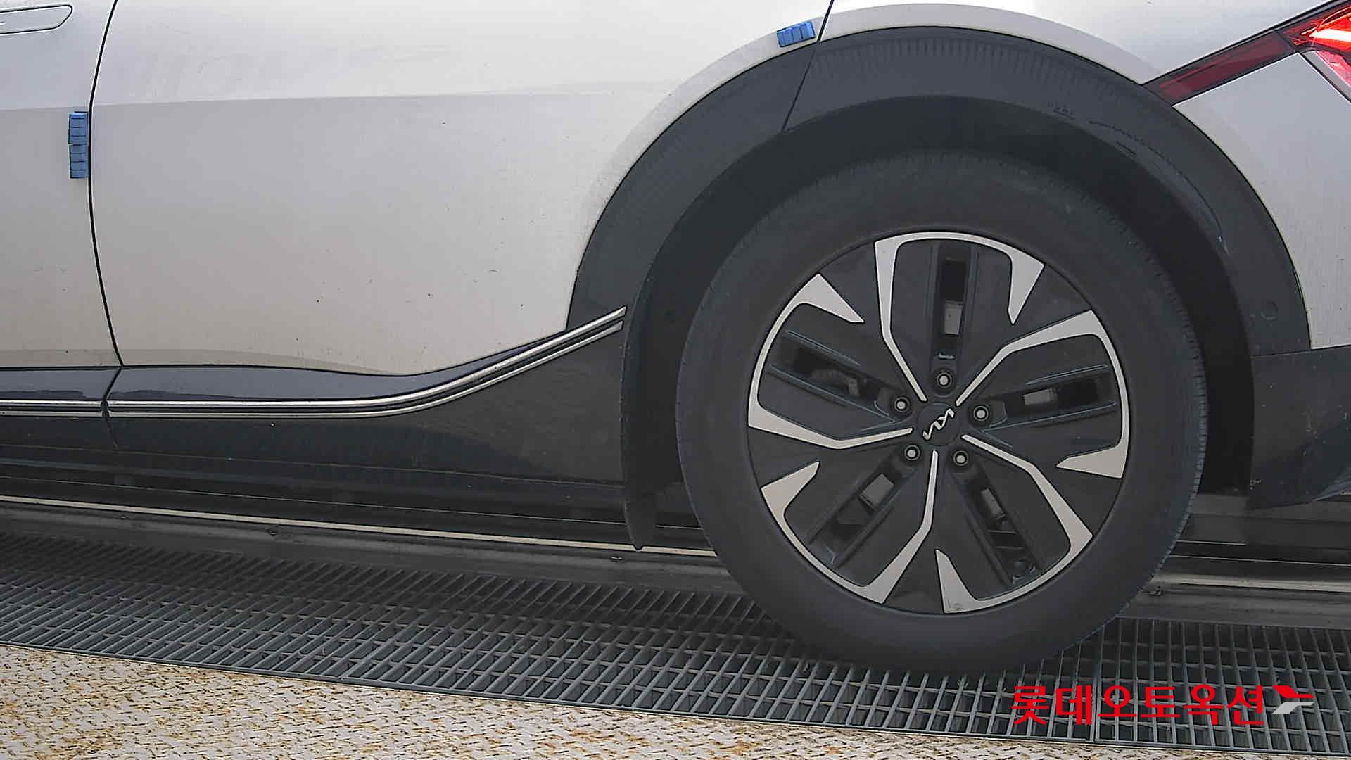 2022 - kia ev6