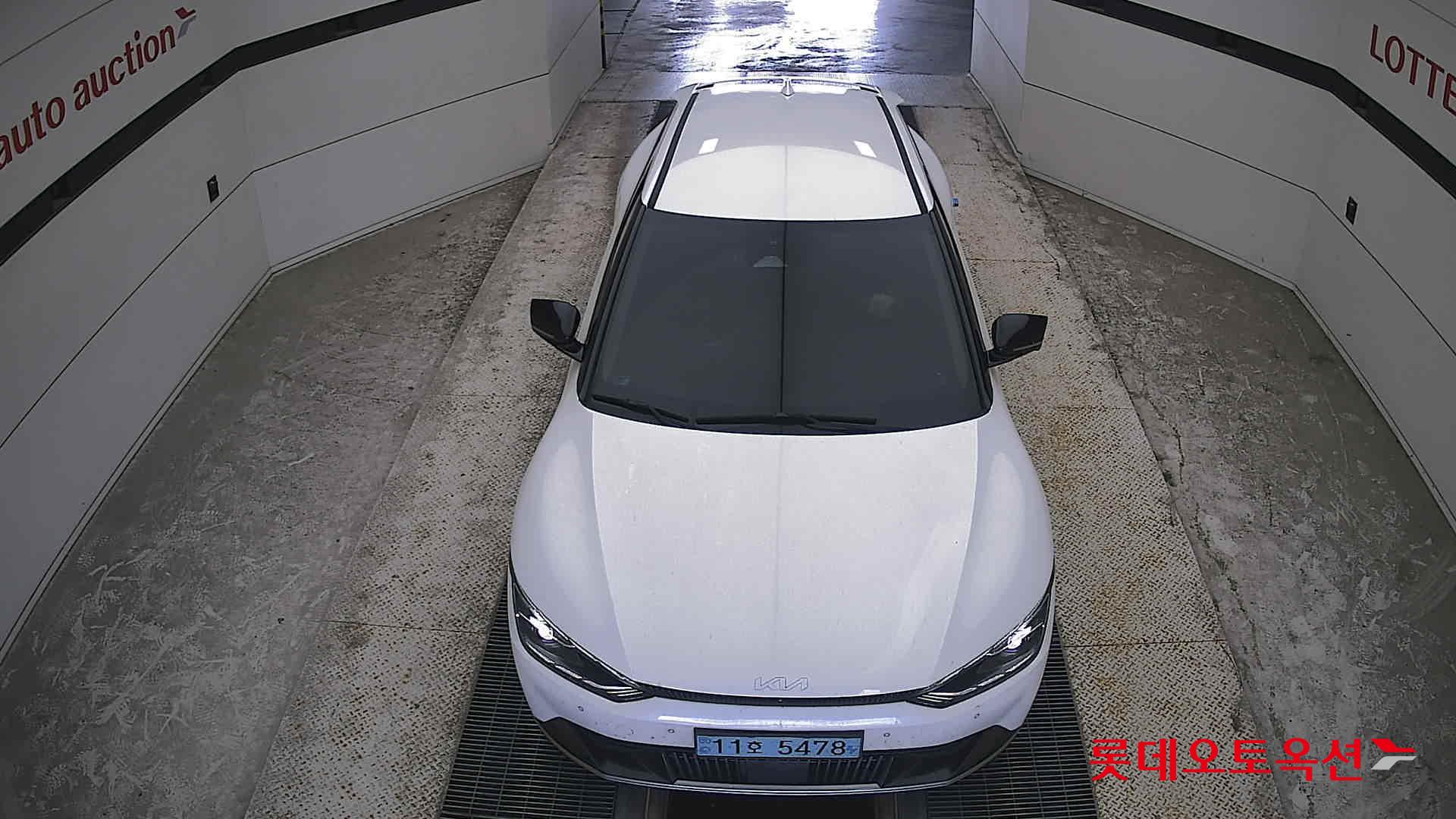 2022 - kia ev6