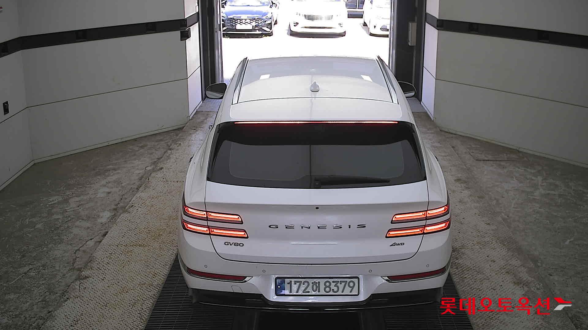 2022 - genesis gv80