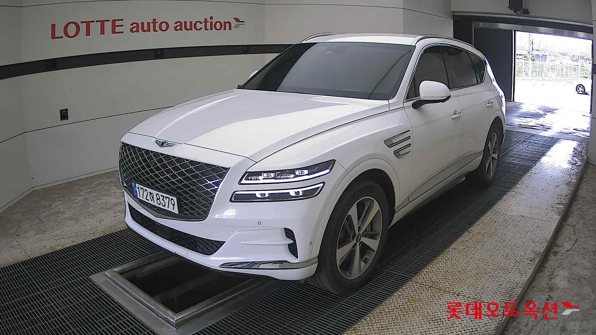 2022 - genesis gv80