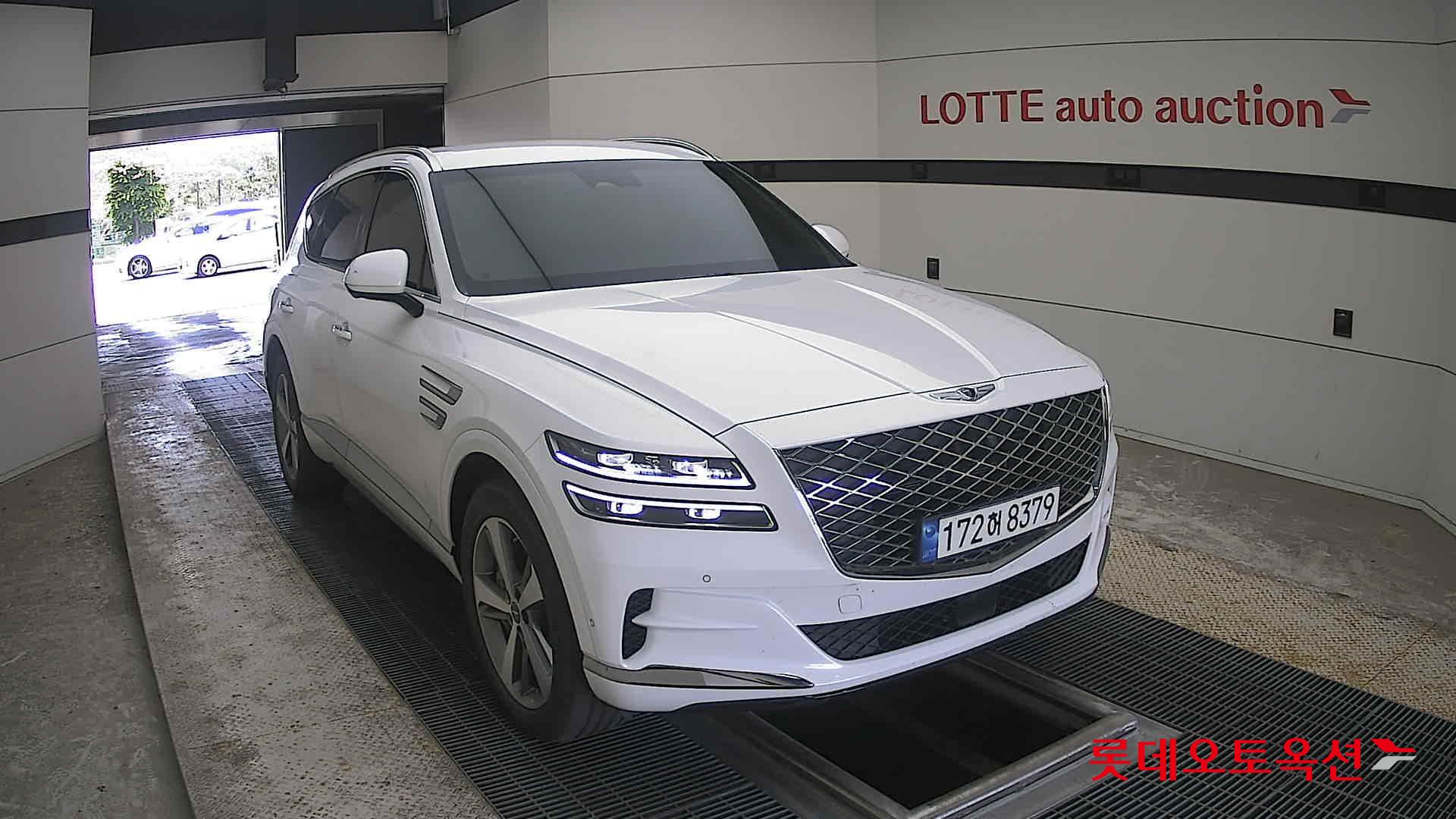 2022 - genesis gv80