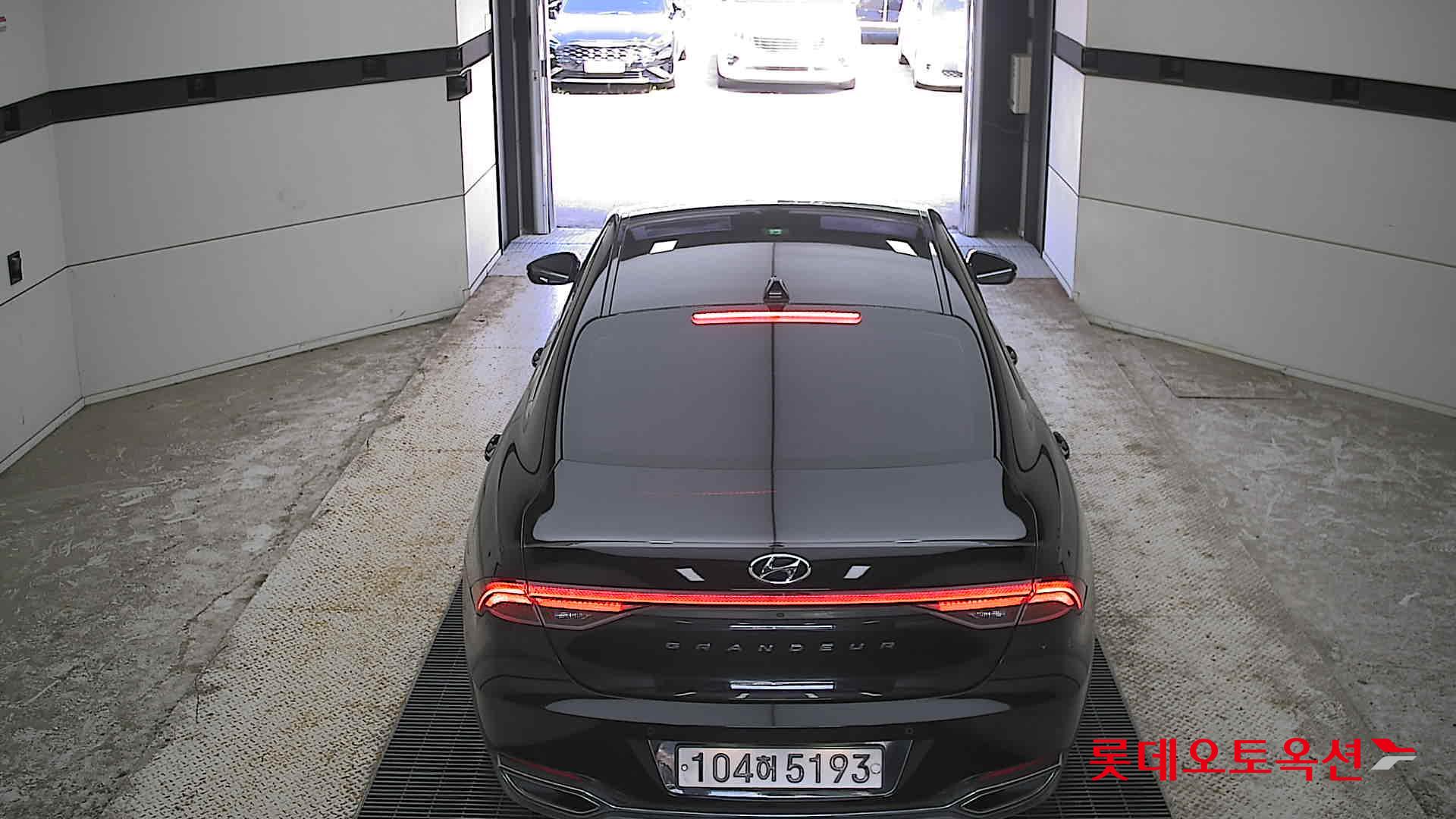 2021 - hyundai grandeur