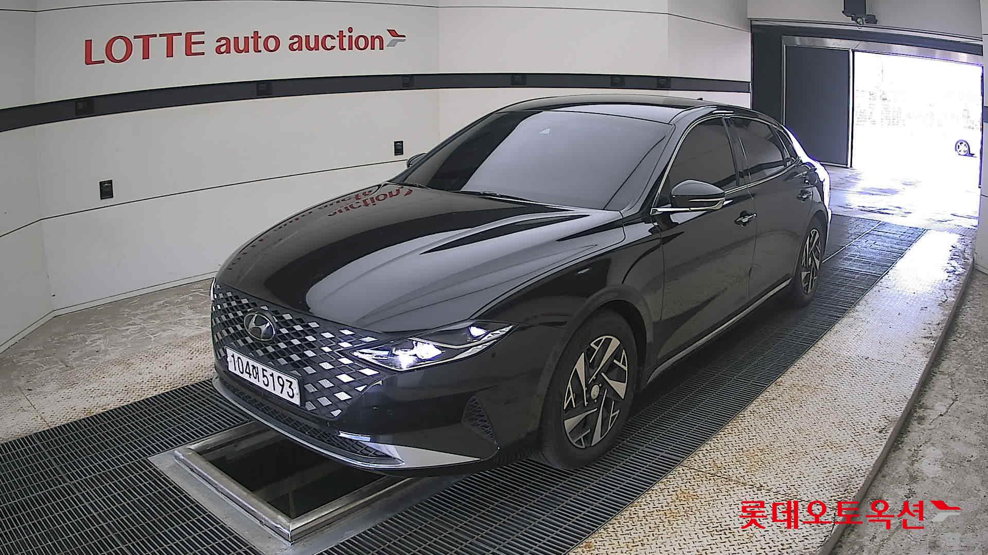 2021 - hyundai grandeur