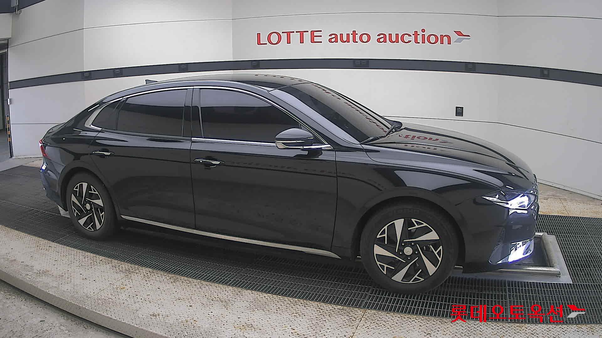 2021 - hyundai grandeur