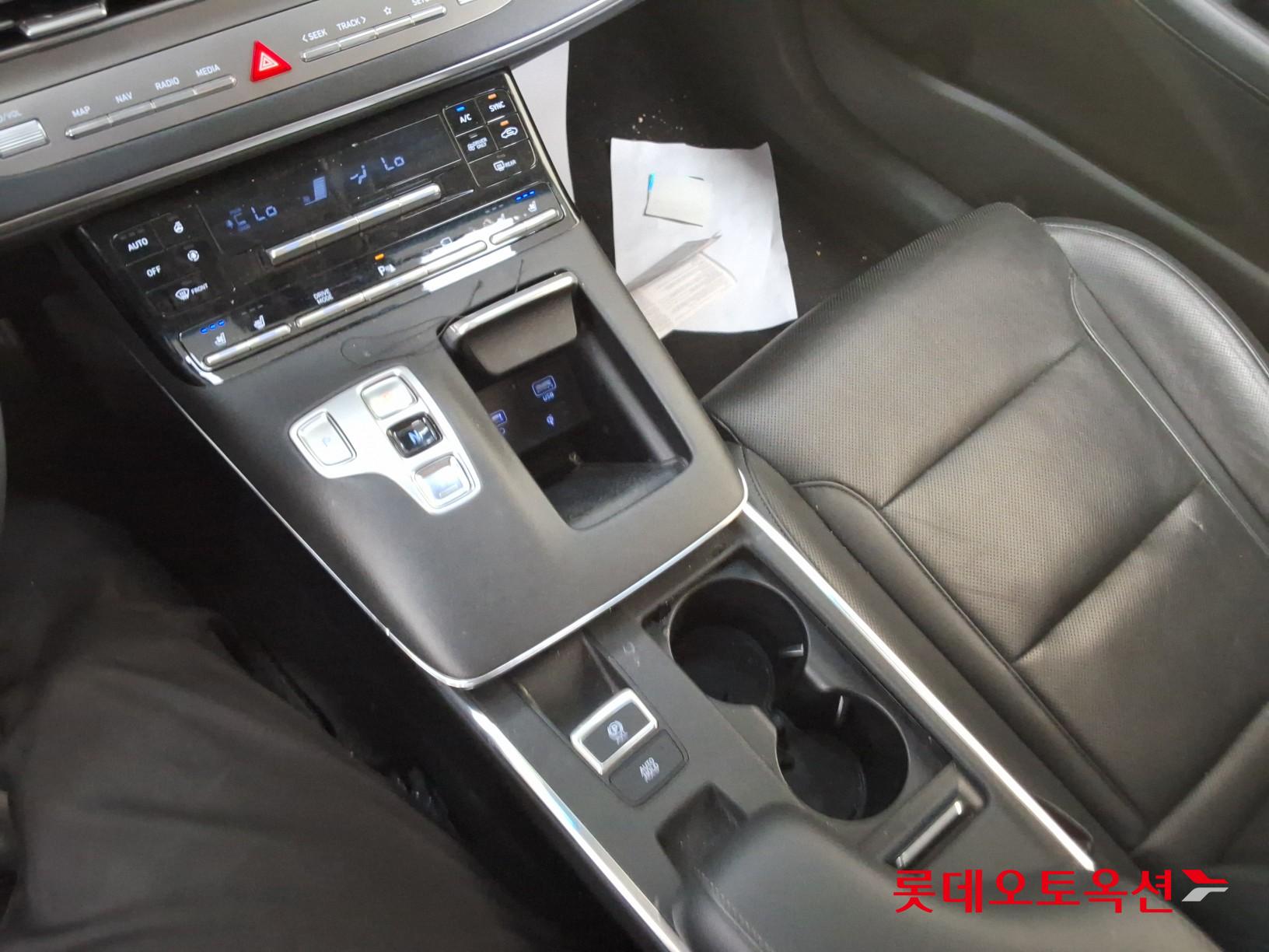 2021 - hyundai grandeur